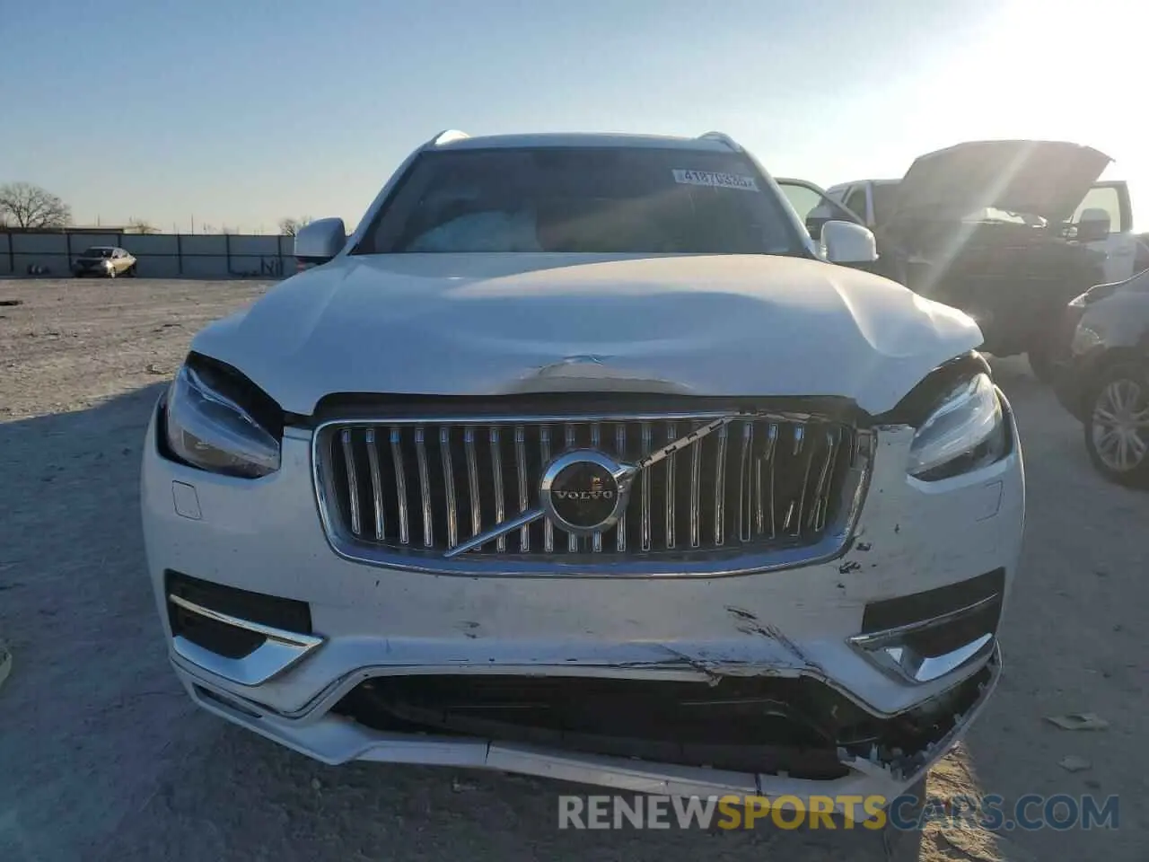 5 fotografías del automóvil dañado YV4A221L2N1827855 VOLVO XC90 2022