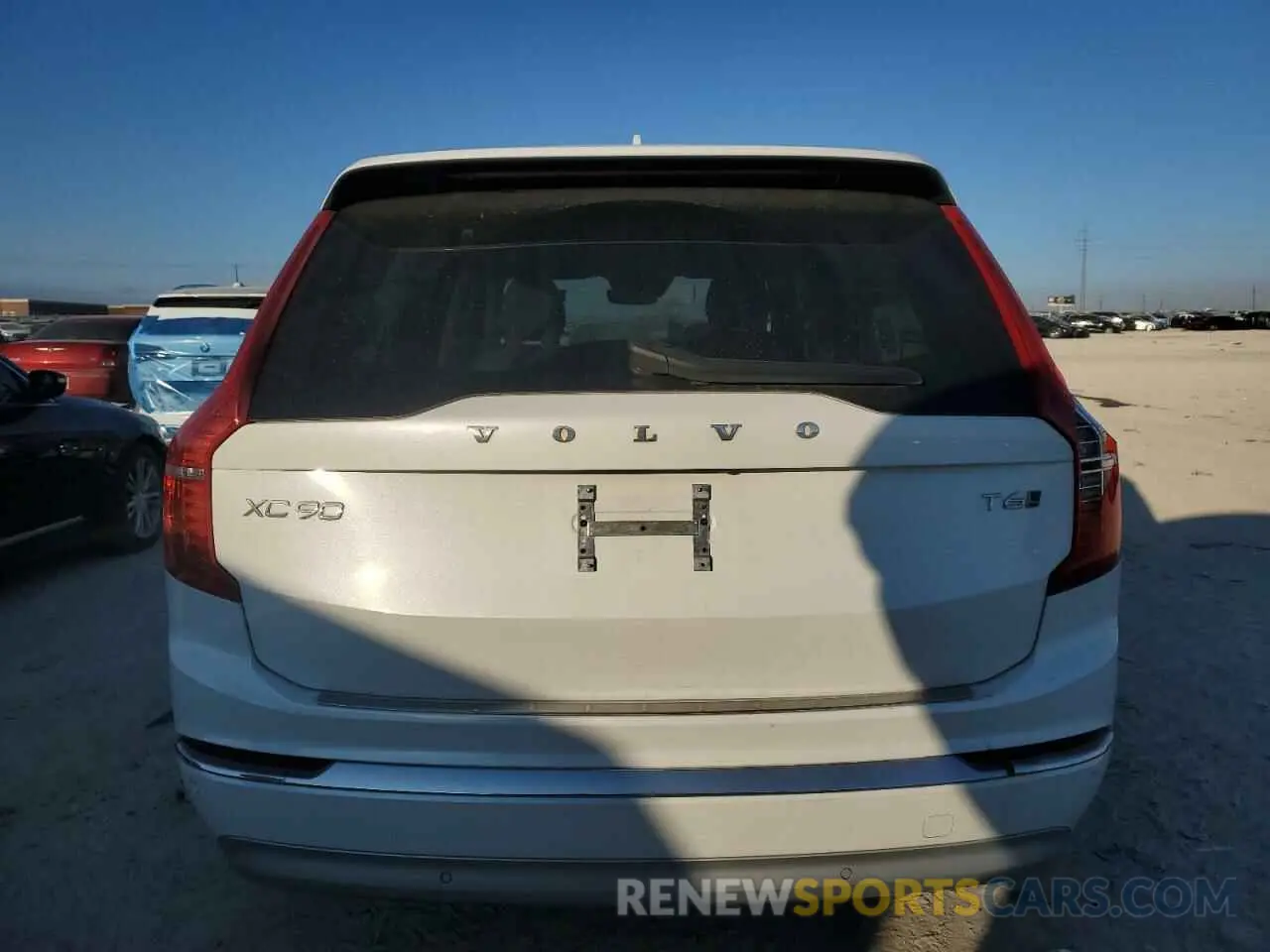 6 fotografías del automóvil dañado YV4A221L2N1827855 VOLVO XC90 2022