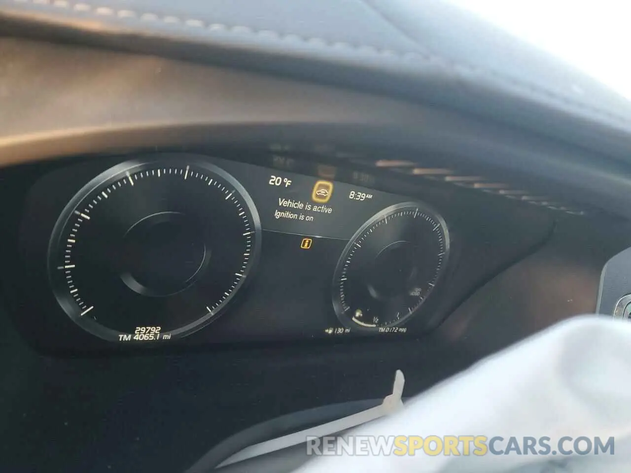 9 fotografías del automóvil dañado YV4A221L2N1827855 VOLVO XC90 2022