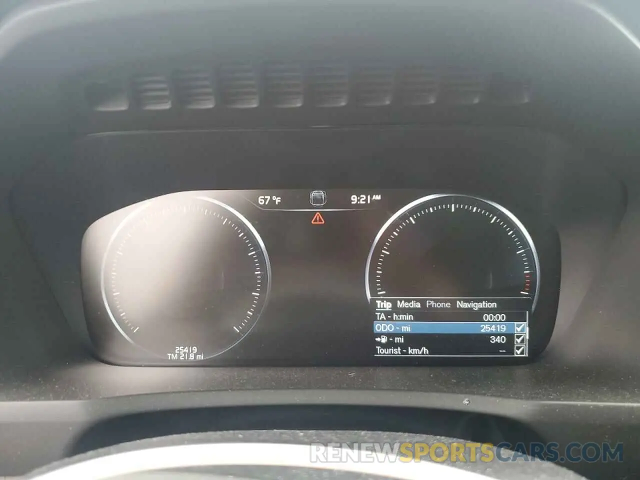 9 fotografías del automóvil dañado YV4A221L3N1855101 VOLVO XC90 2022