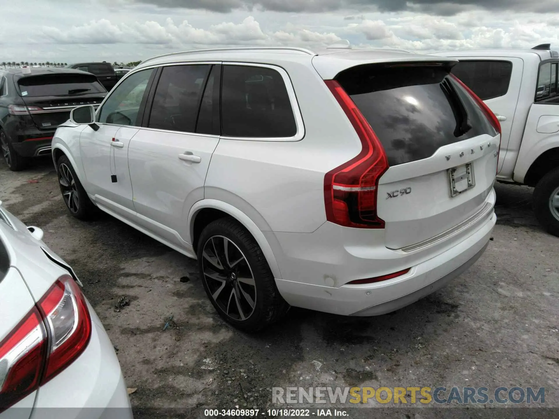 3 fotografías del automóvil dañado YV4A22PK6N1798598 VOLVO XC90 2022