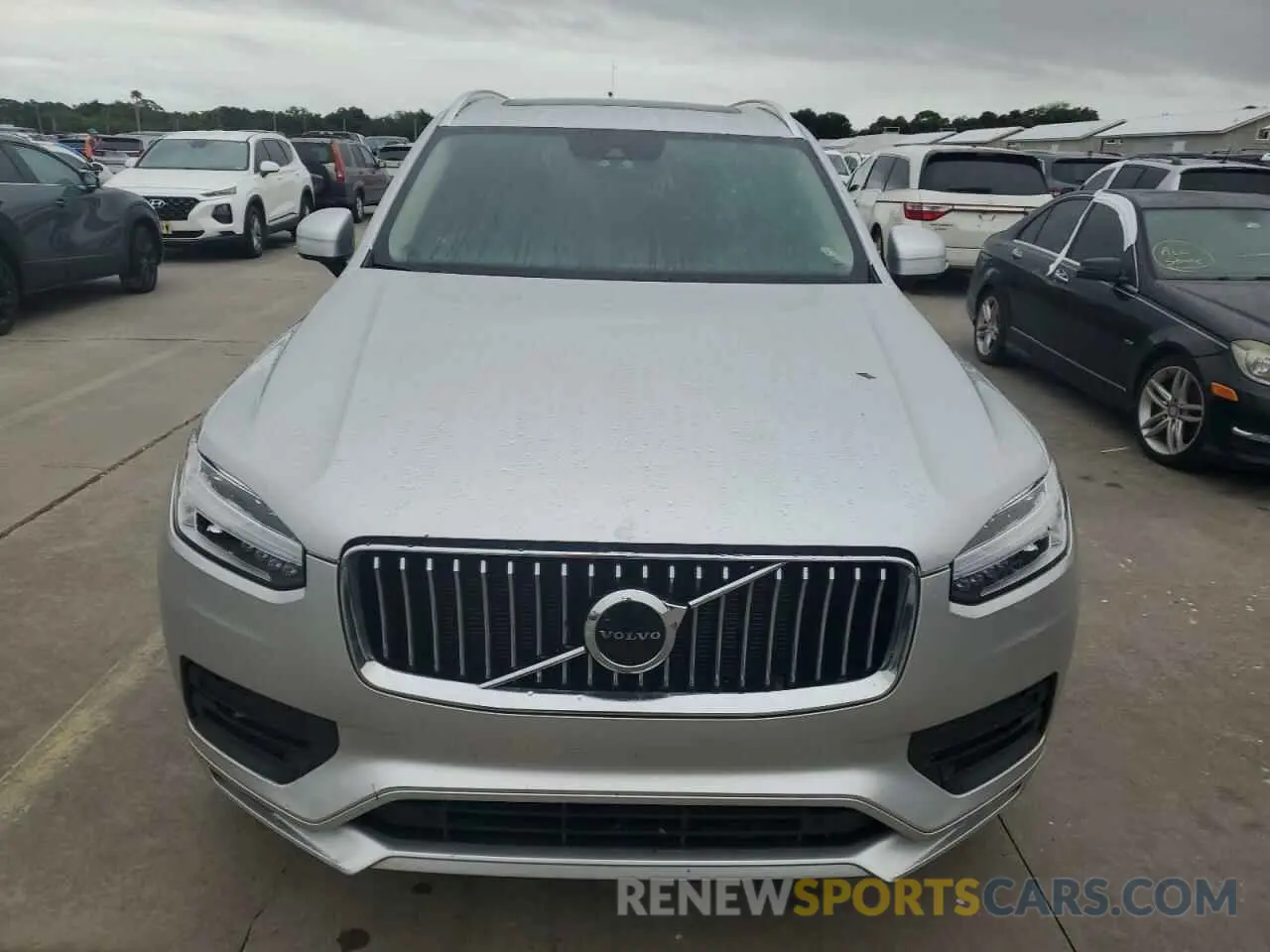 5 fotografías del automóvil dañado YV4A22PKXN1778158 VOLVO XC90 2022