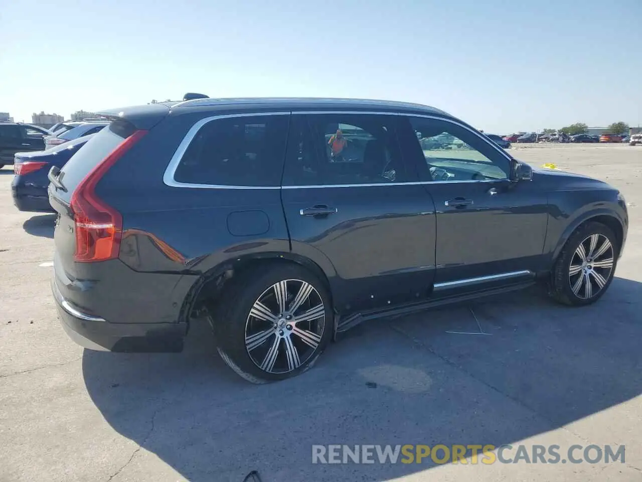 3 fotografías del automóvil dañado YV4A22PL0N1864281 VOLVO XC90 2022