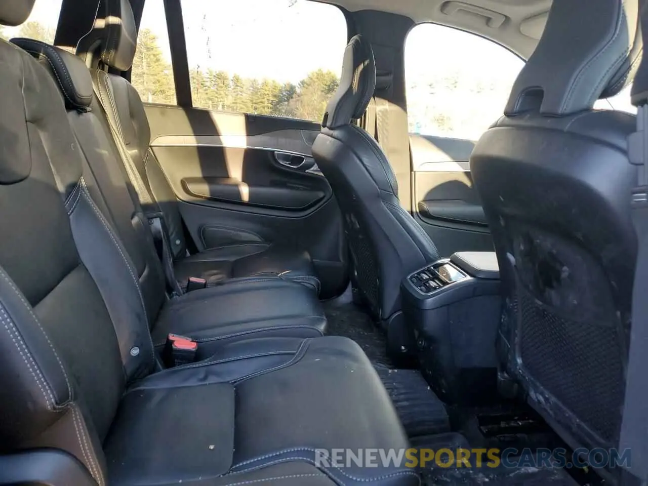 11 fotografías del automóvil dañado YV4A22PL1N1830804 VOLVO XC90 2022