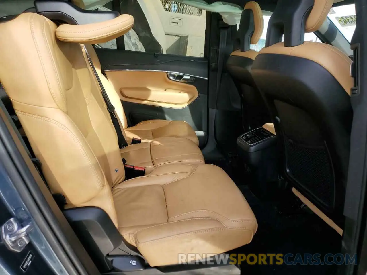 11 fotografías del automóvil dañado YV4A22PL4N1795076 VOLVO XC90 2022