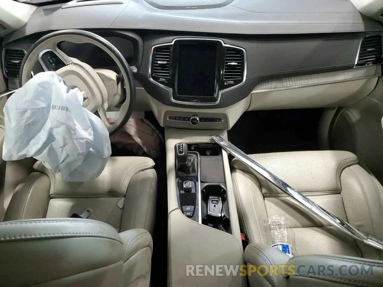 8 fotografías del automóvil dañado YV4A22PL5N1802407 VOLVO XC90 2022