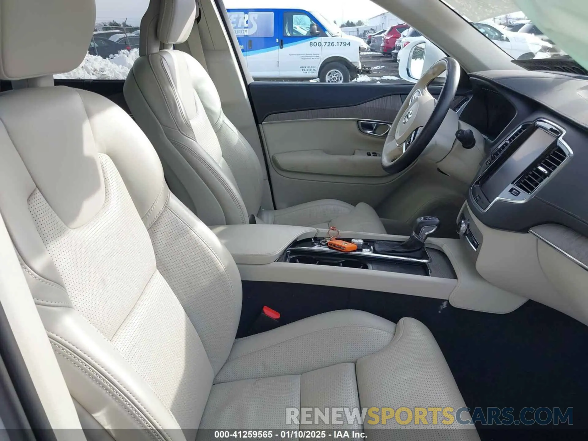 5 fotografías del automóvil dañado YV4A22PL5N1817022 VOLVO XC90 2022