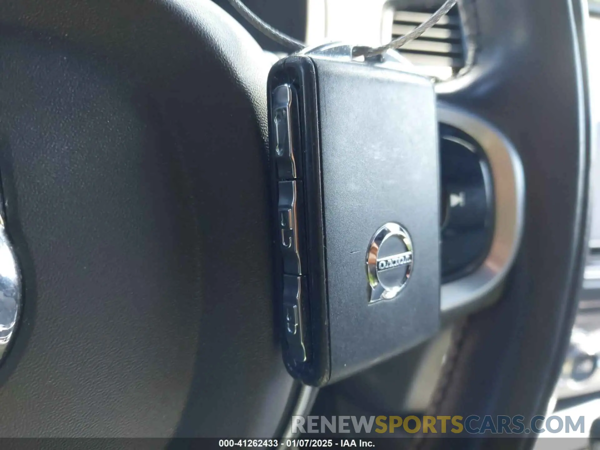 11 fotografías del automóvil dañado YV4A22PL6N1828806 VOLVO XC90 2022
