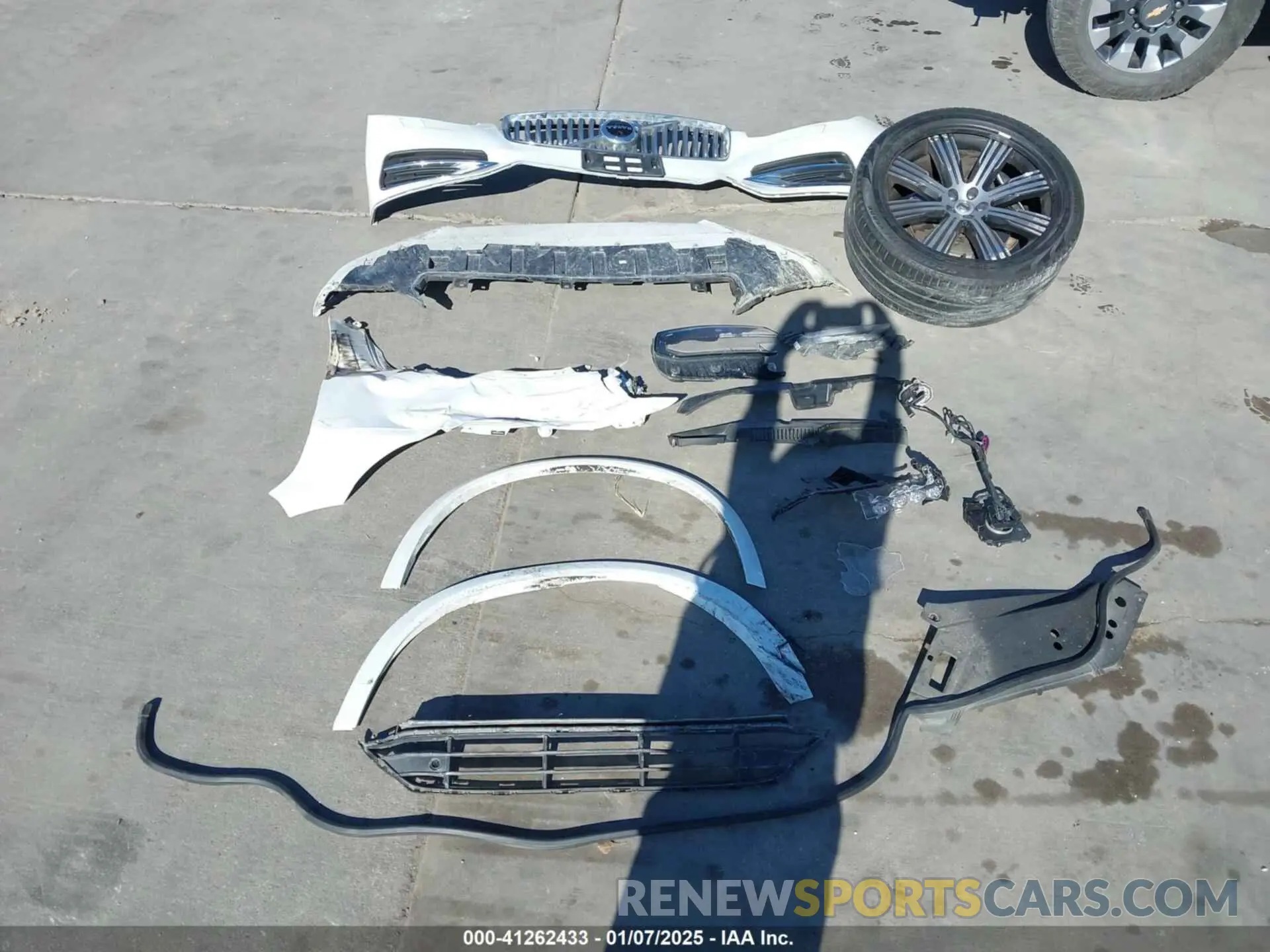12 fotografías del automóvil dañado YV4A22PL6N1828806 VOLVO XC90 2022