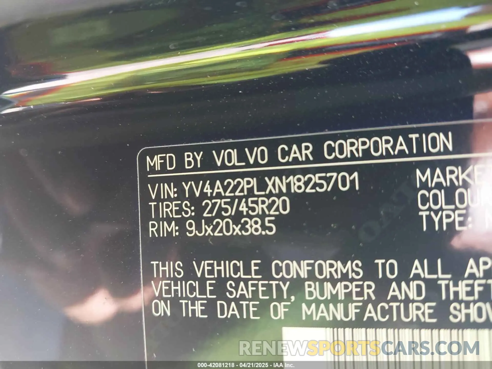 9 fotografías del automóvil dañado YV4A22PLXN1825701 VOLVO XC90 2022