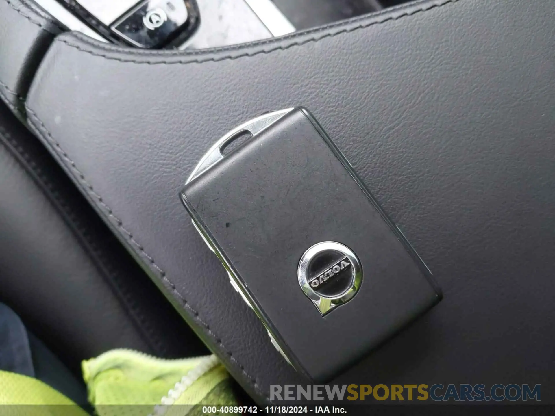 11 fotografías del automóvil dañado YV40621N1P1991537 VOLVO XC90 2023