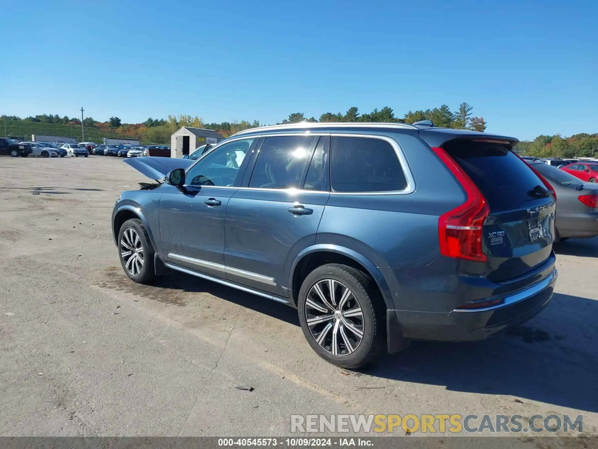 3 fotografías del automóvil dañado YV40621N5P1947766 VOLVO XC90 2023