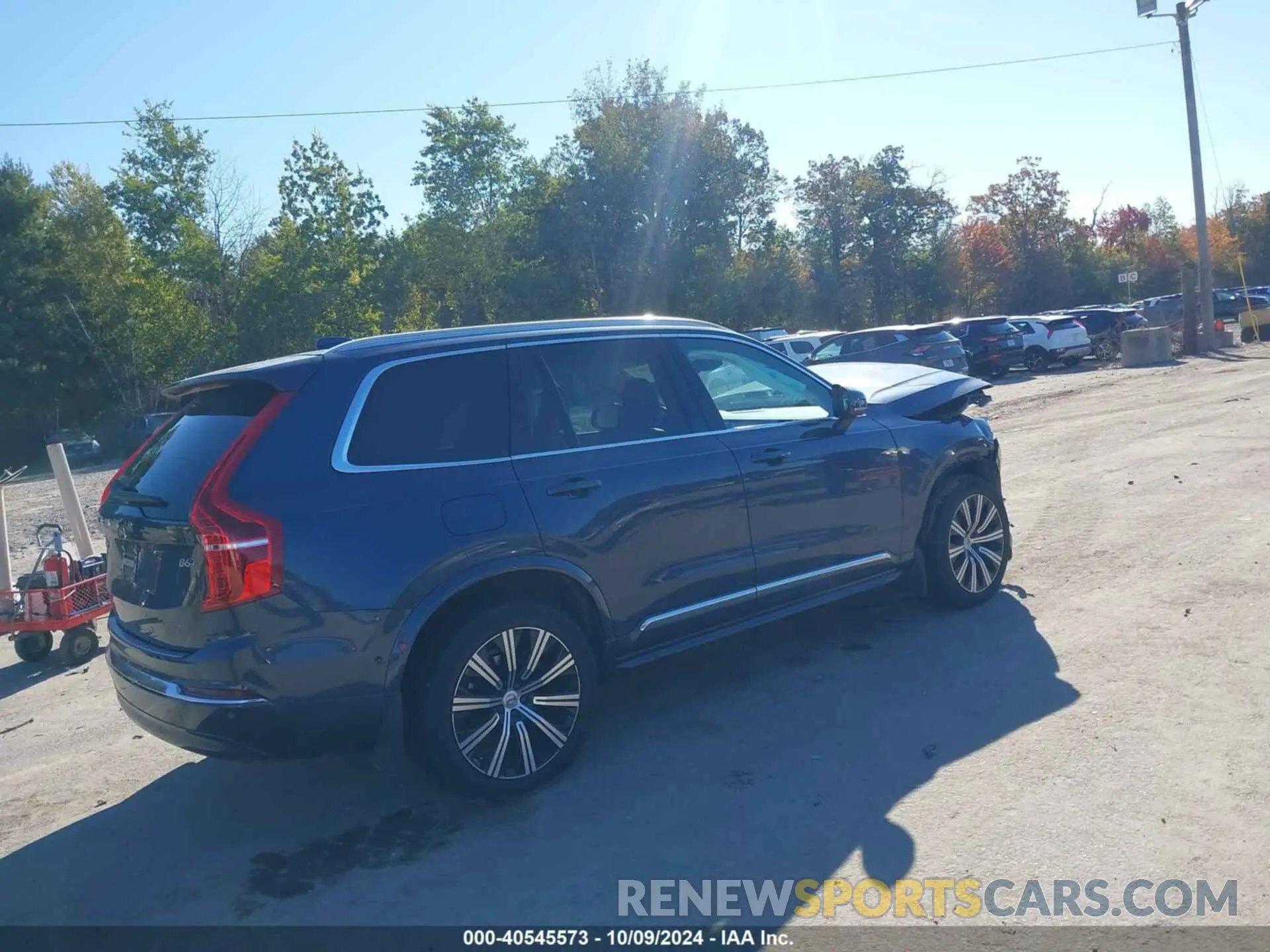 4 fotografías del automóvil dañado YV40621N5P1947766 VOLVO XC90 2023