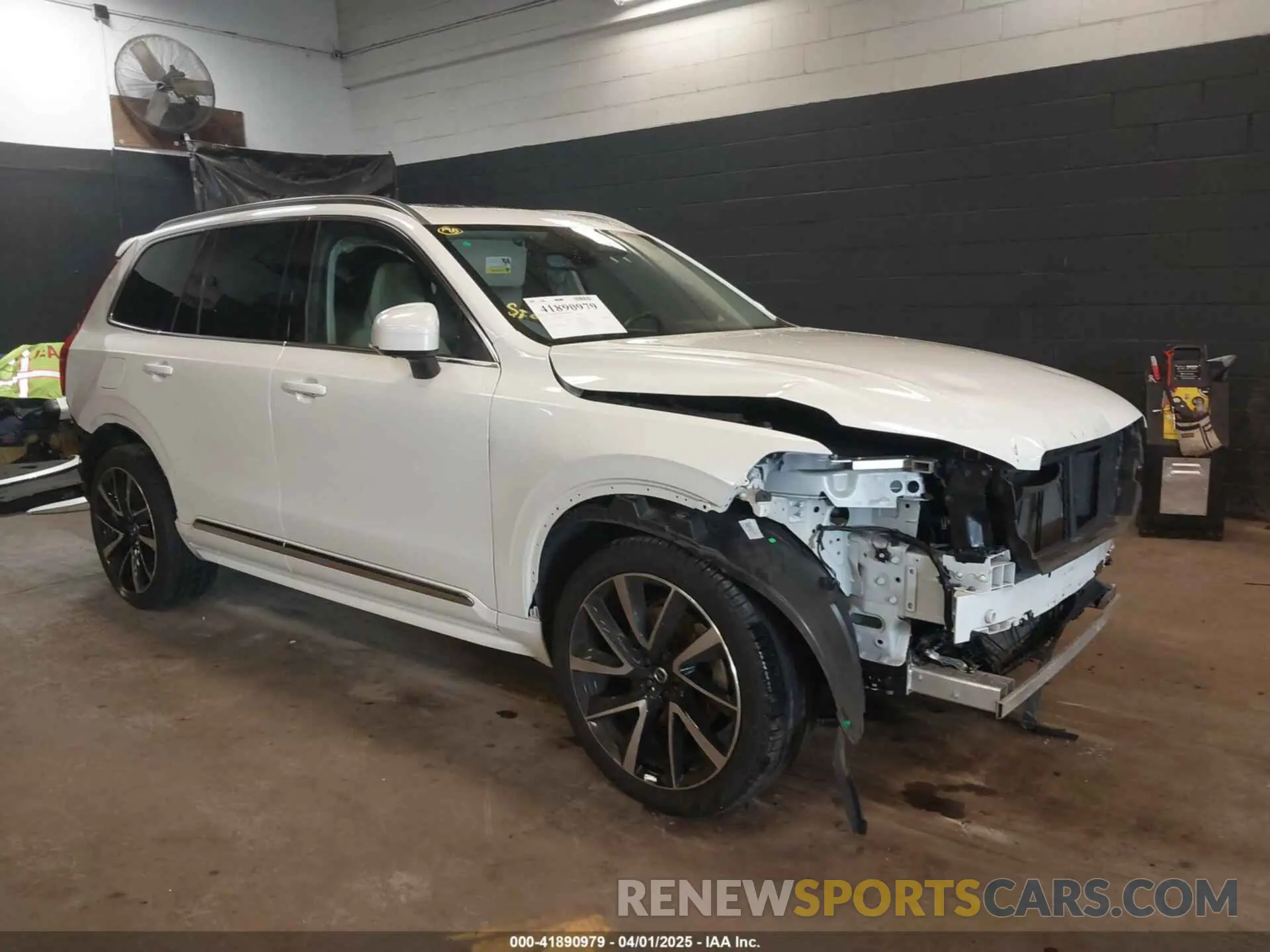 1 fotografías del automóvil dañado YV4062PN1P1985051 VOLVO XC90 2023