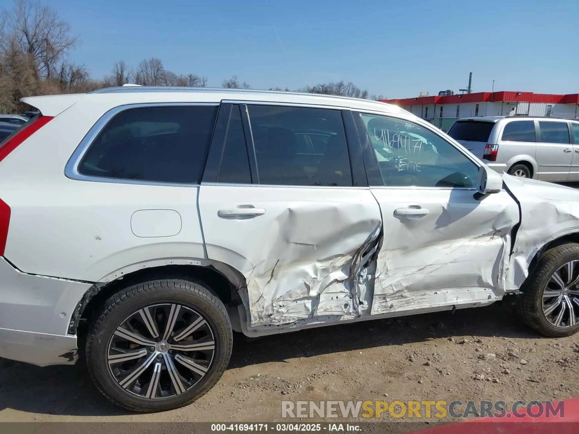 6 fotografías del automóvil dañado YV4L12PN5P1972993 VOLVO XC90 2023