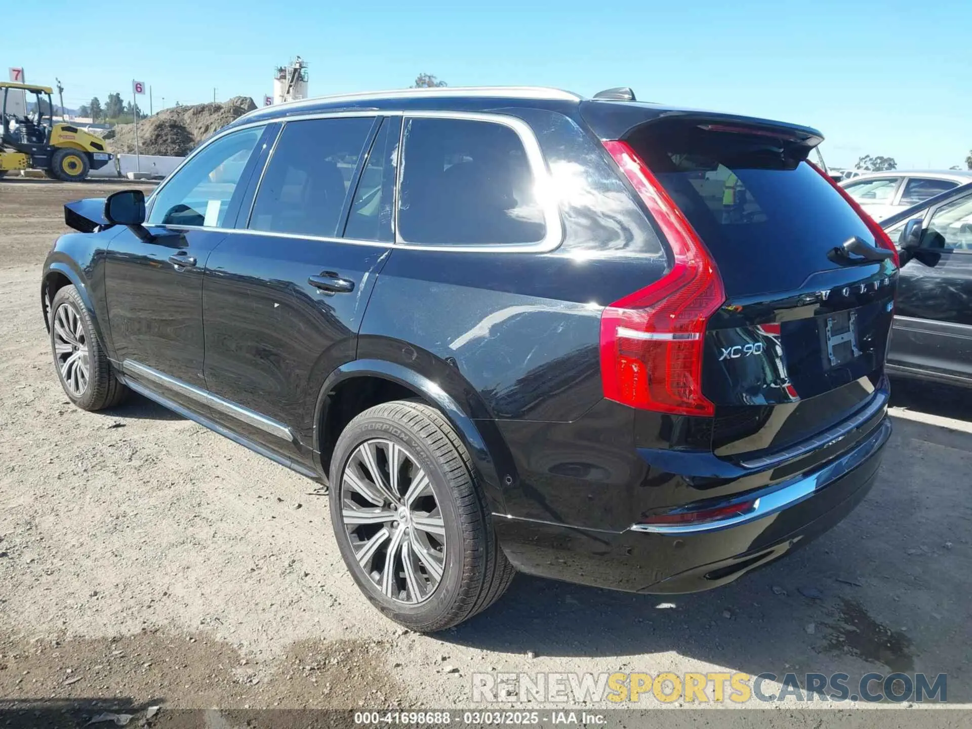 3 fotografías del automóvil dañado YV4062PE1R1220828 VOLVO XC90 2024