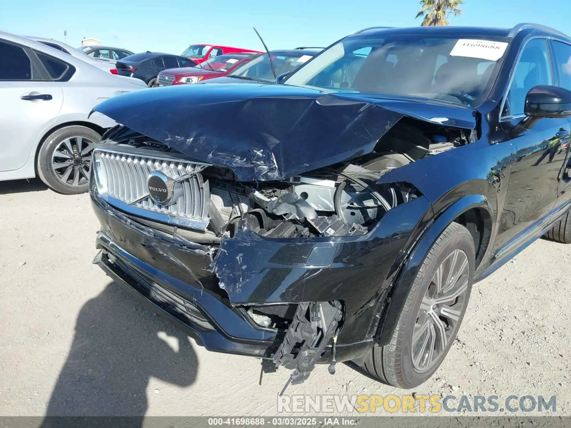 6 fotografías del automóvil dañado YV4062PE1R1220828 VOLVO XC90 2024