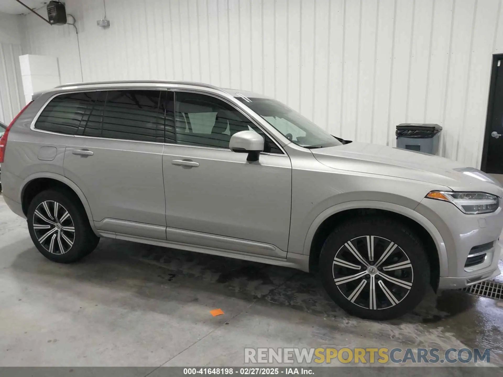 13 fotografías del automóvil dañado YV4062PK6R1161703 VOLVO XC90 2024