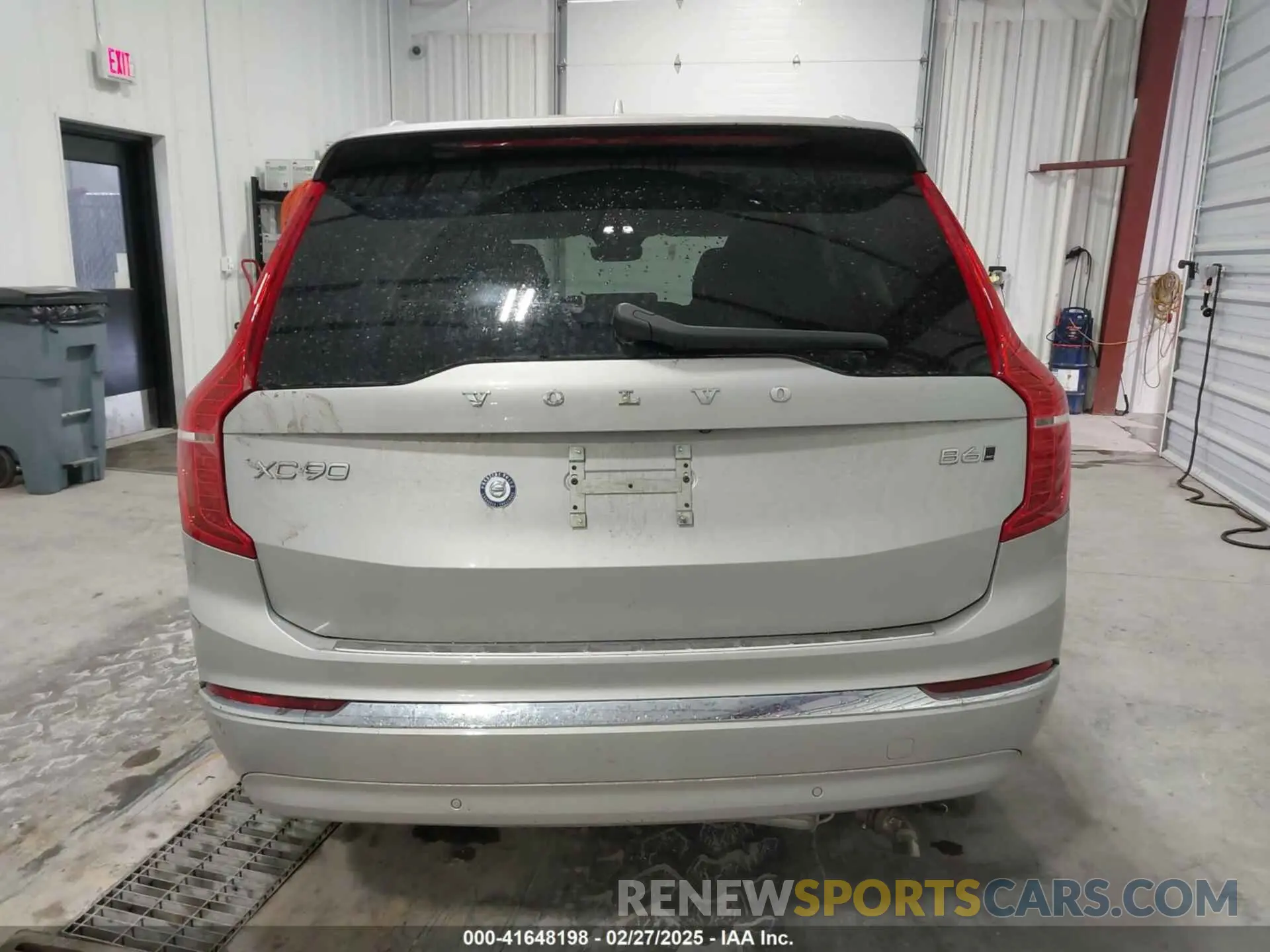 16 fotografías del automóvil dañado YV4062PK6R1161703 VOLVO XC90 2024