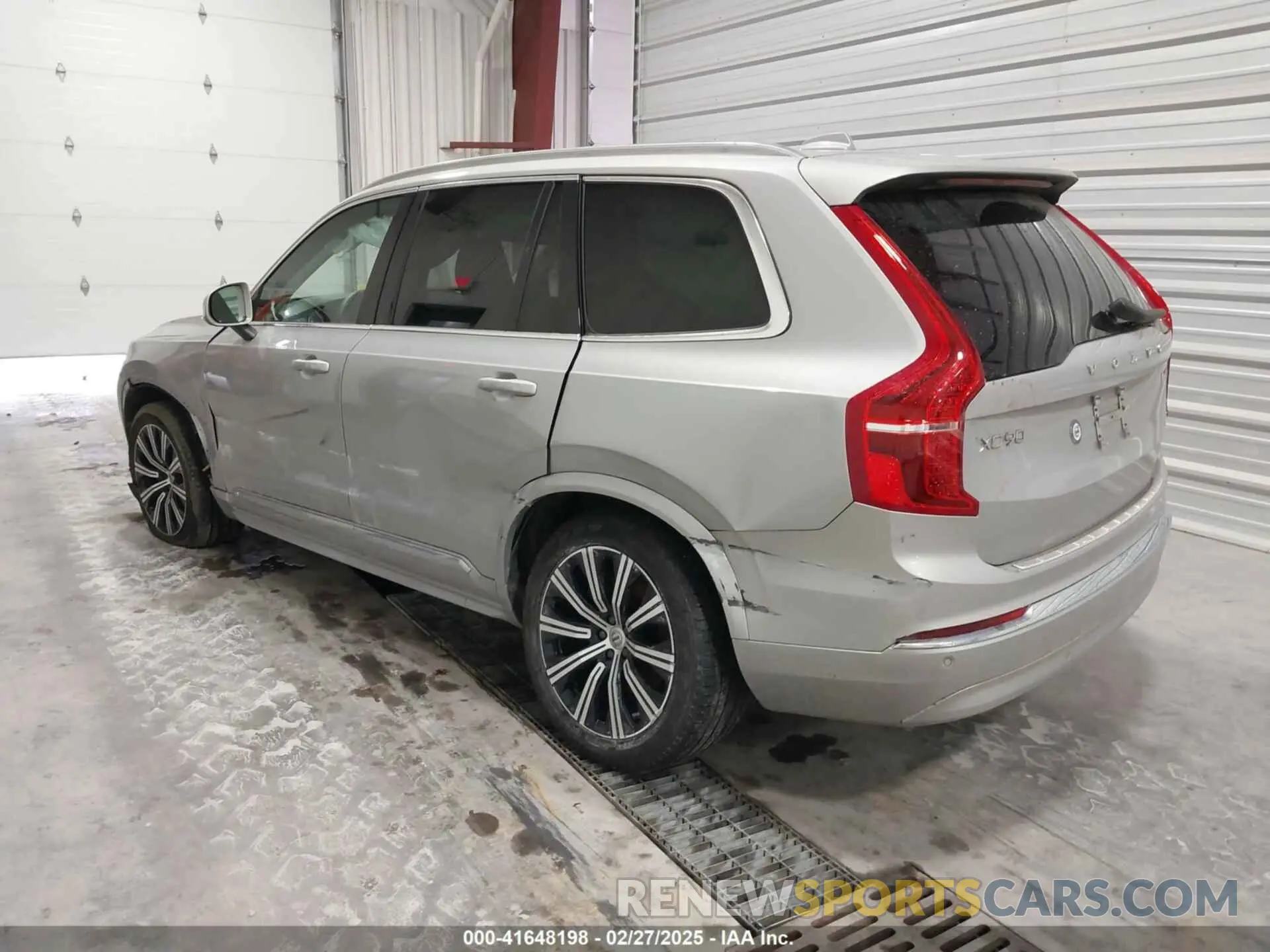 3 fotografías del automóvil dañado YV4062PK6R1161703 VOLVO XC90 2024