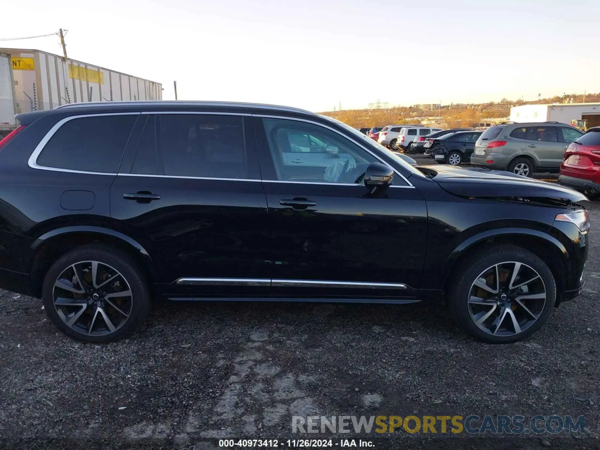 14 fotografías del automóvil dañado YV4L12PE4R1209107 VOLVO XC90 2024