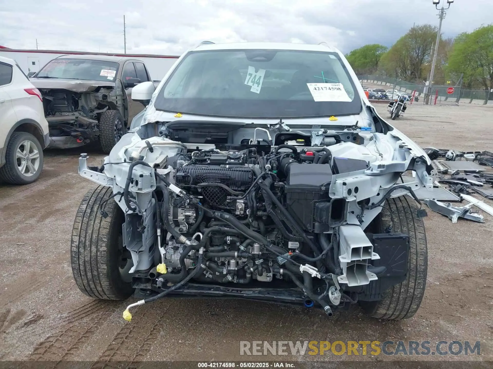 13 fotografías del automóvil dañado YV4L12PK2R1195584 VOLVO XC90 2024