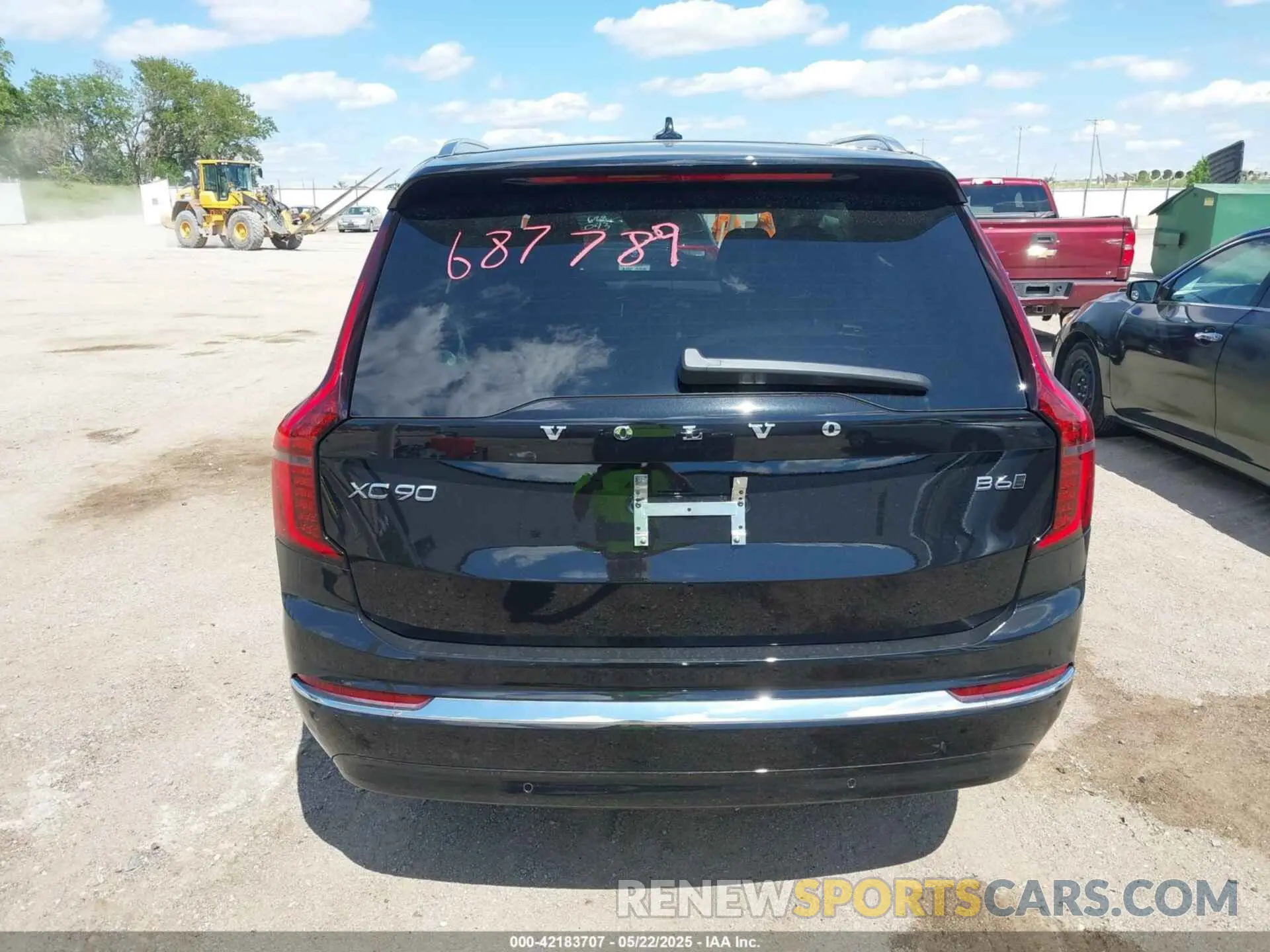 17 fotografías del automóvil dañado YV4062JB6S1373774 VOLVO XC90 2025