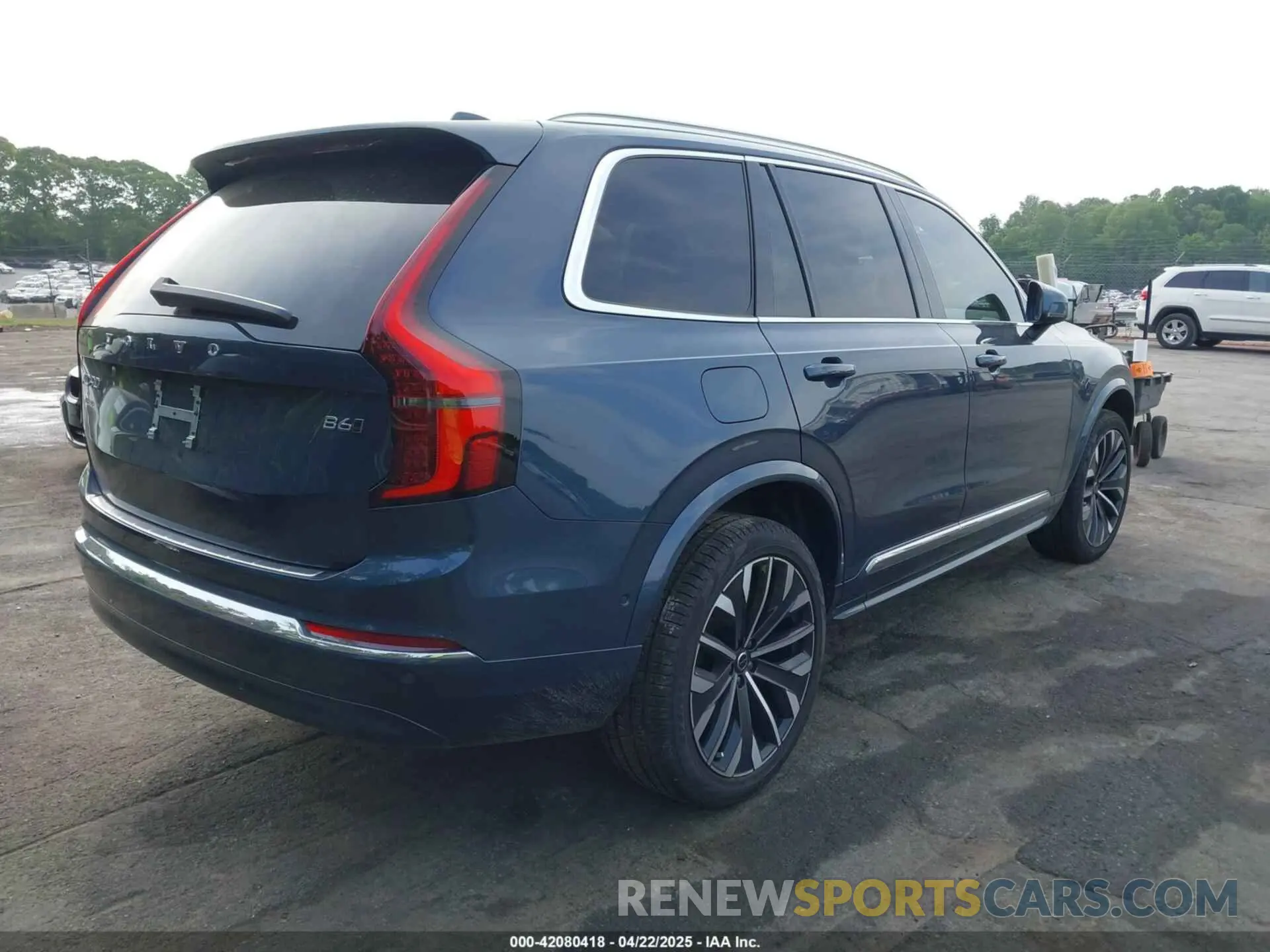 4 fotografías del automóvil dañado YV4062PG4S1349248 VOLVO XC90 2025
