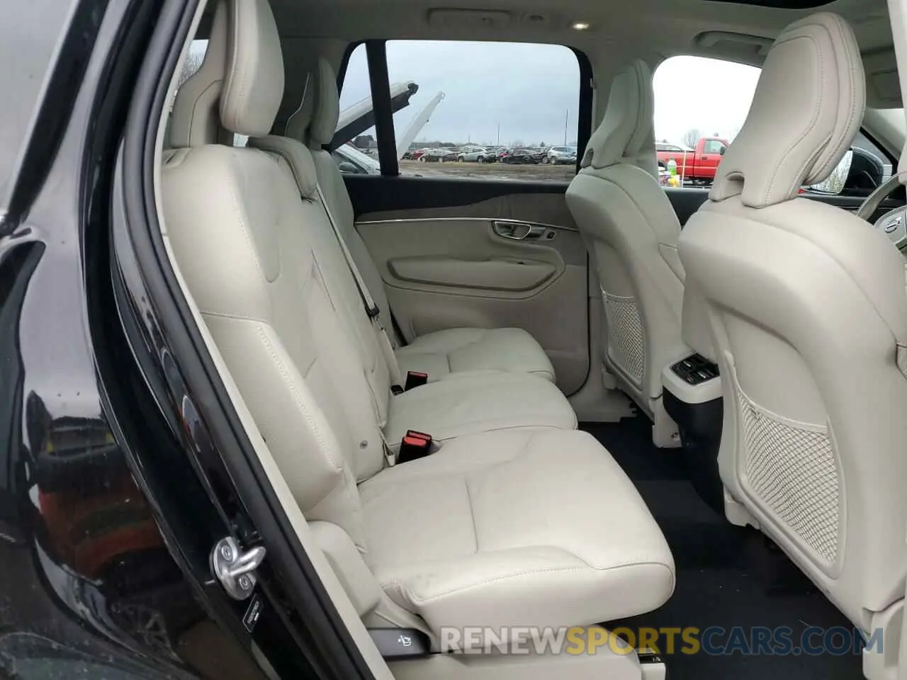 11 fotografías del automóvil dañado YV4062PK2P1966224 VOLVO XC90 CORE 2023