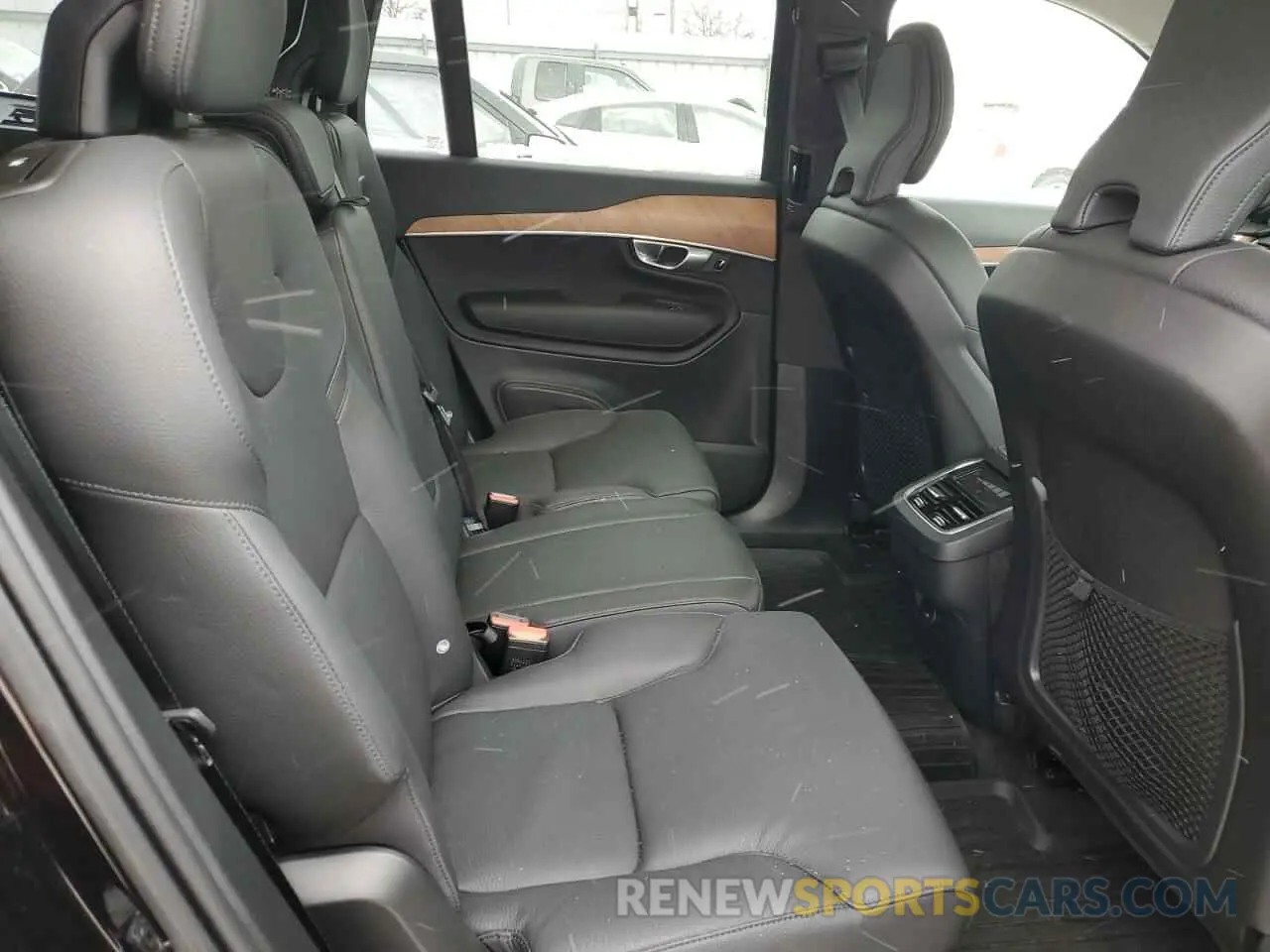 11 fotografías del automóvil dañado YV4062PV6P1986857 VOLVO XC90 CORE 2023