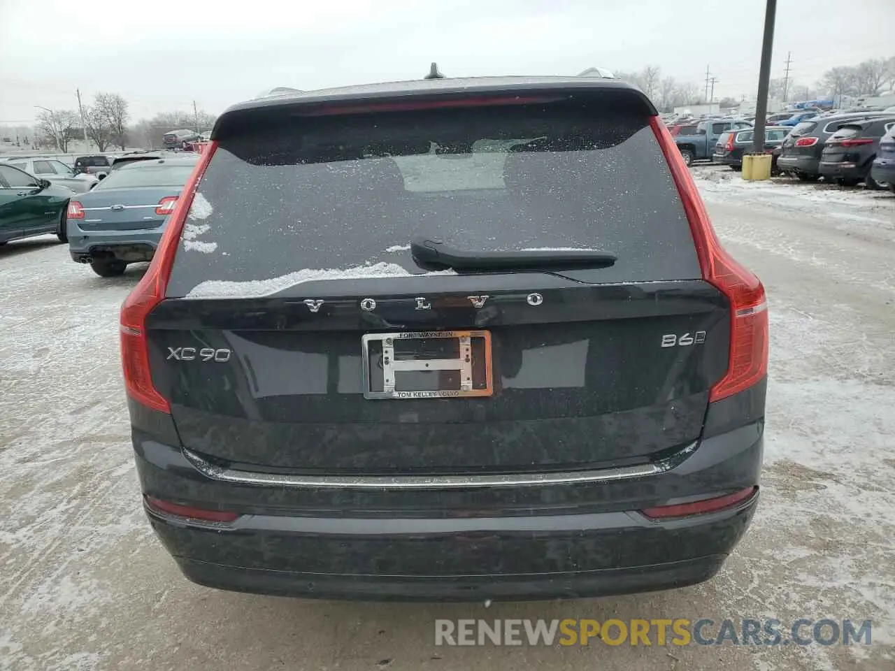 6 fotografías del automóvil dañado YV4062PV6P1986857 VOLVO XC90 CORE 2023