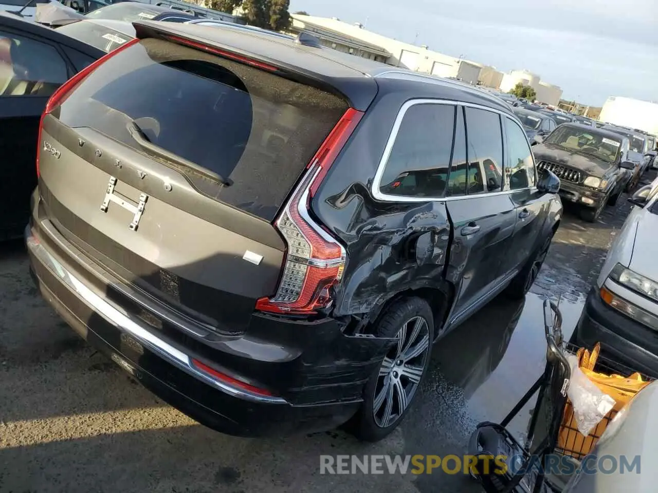 3 fotografías del automóvil dañado YV4H60CV3P1923504 VOLVO XC90 CORE 2023