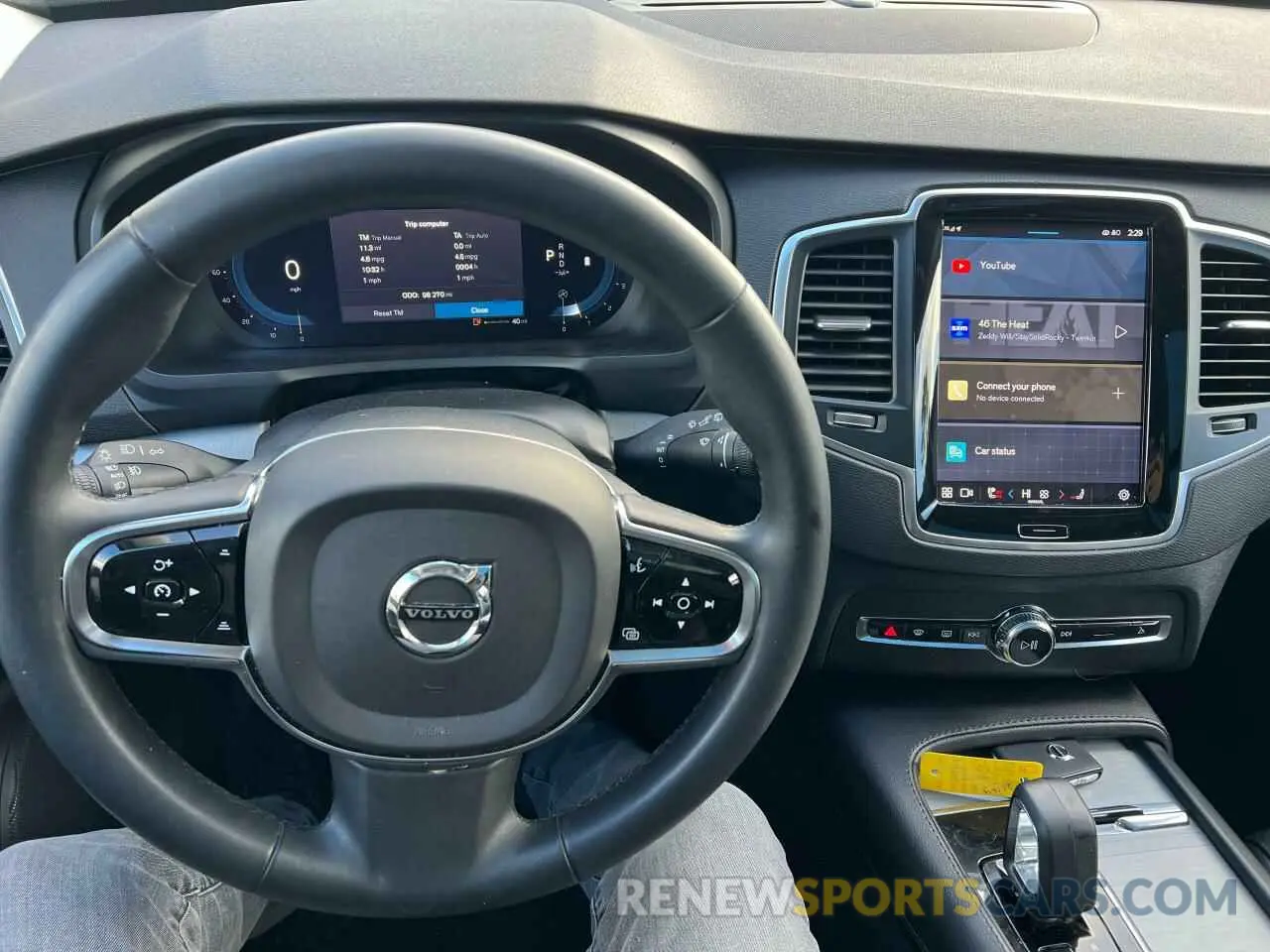 7 fotografías del automóvil dañado YV4L12PV0P1948505 VOLVO XC90 CORE 2023