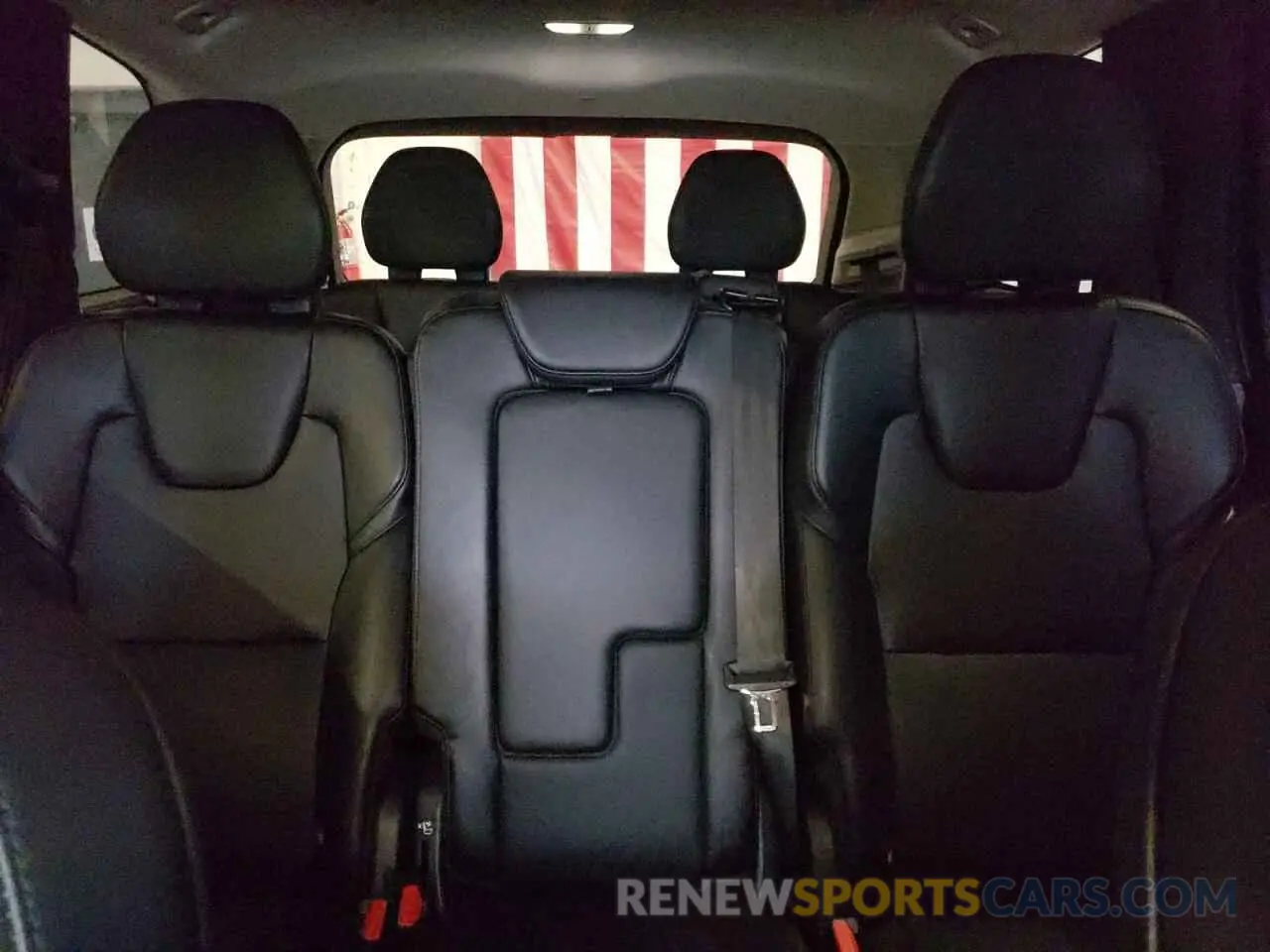 10 fotografías del automóvil dañado YV4L12PV3P1933044 VOLVO XC90 CORE 2023