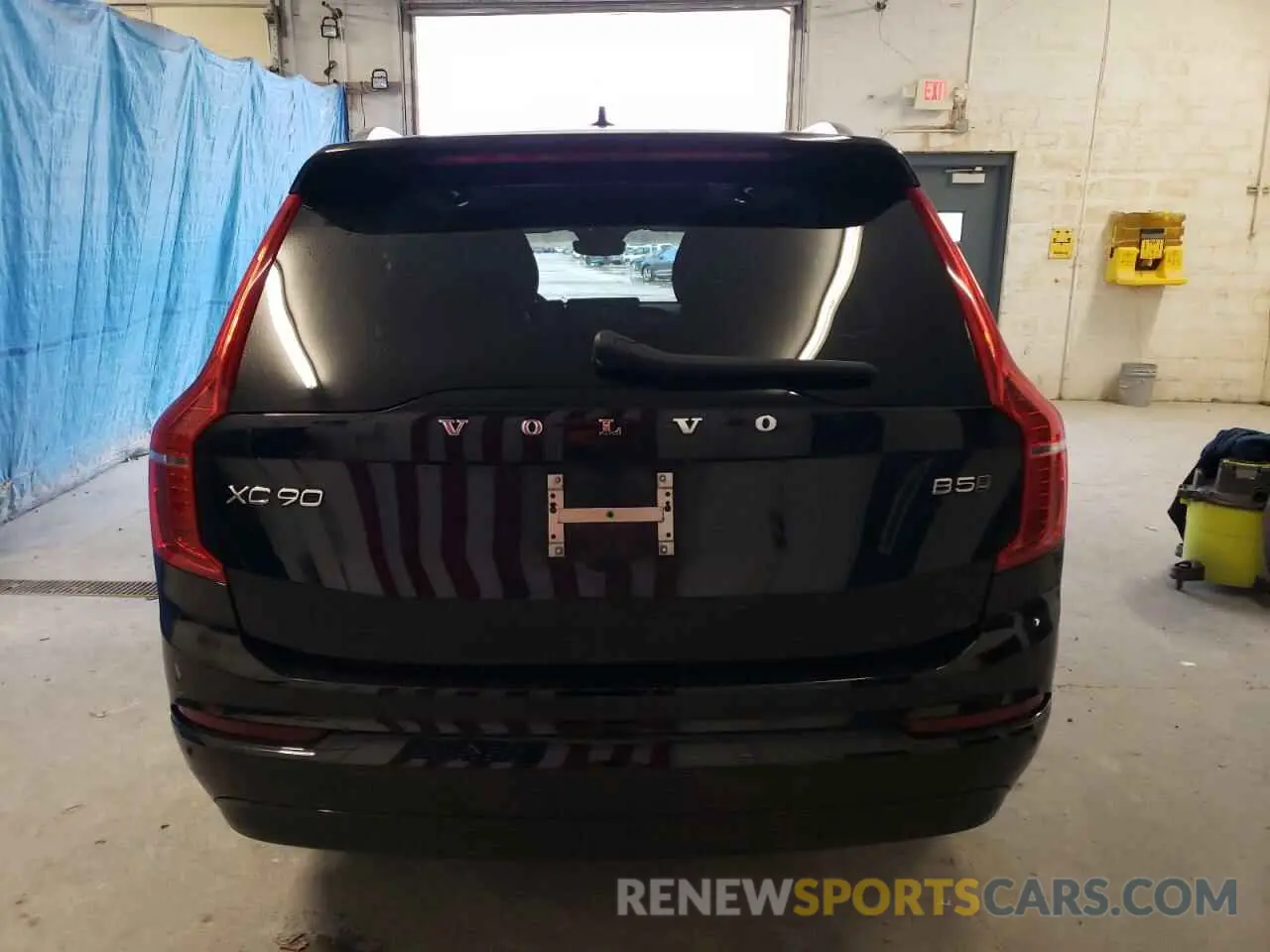 6 fotografías del automóvil dañado YV4L12PV3P1933044 VOLVO XC90 CORE 2023
