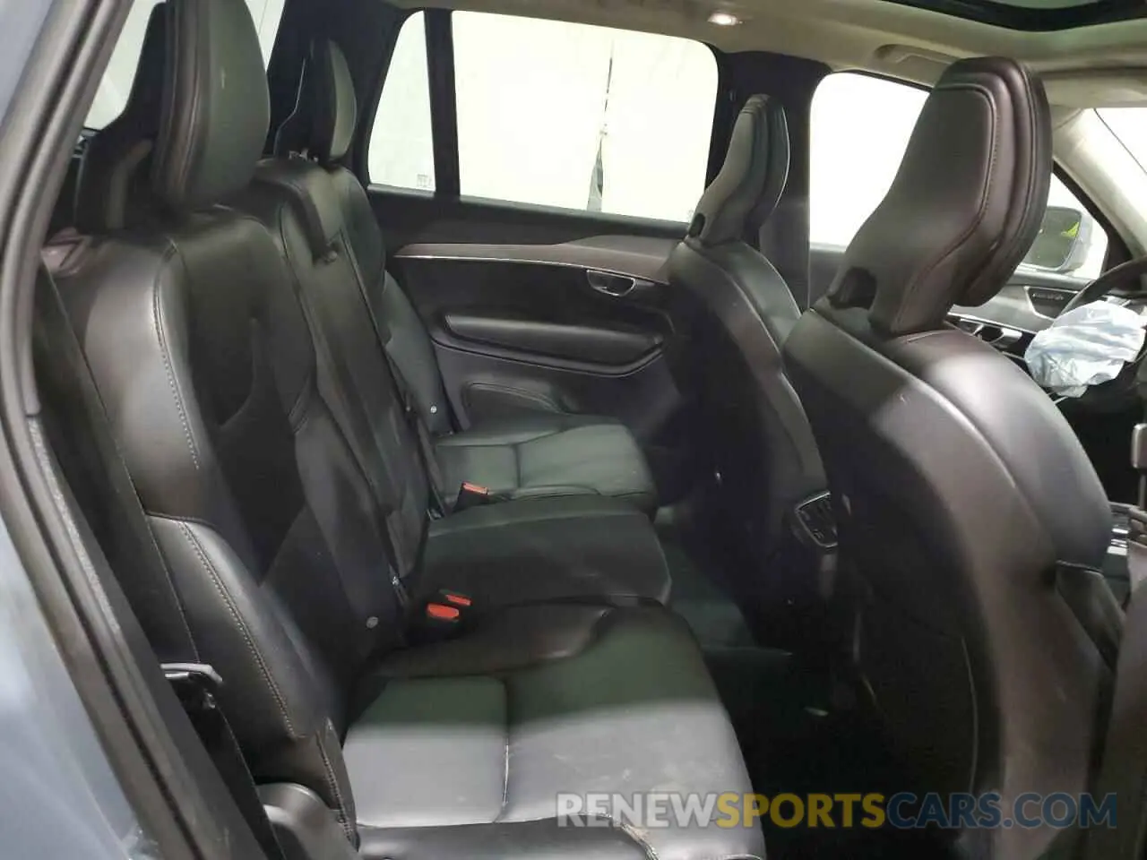 11 fotografías del automóvil dañado YV4L12PV8P1906471 VOLVO XC90 CORE 2023