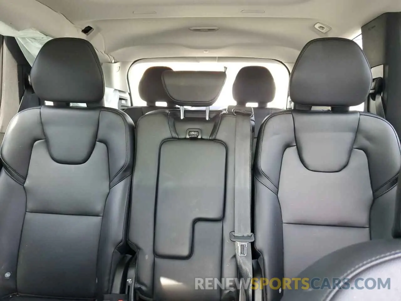 10 fotografías del automóvil dañado YV4L12PV9P1934649 VOLVO XC90 CORE 2023