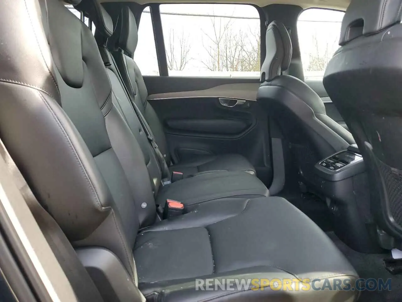 11 fotografías del automóvil dañado YV4L12PV9P1934649 VOLVO XC90 CORE 2023