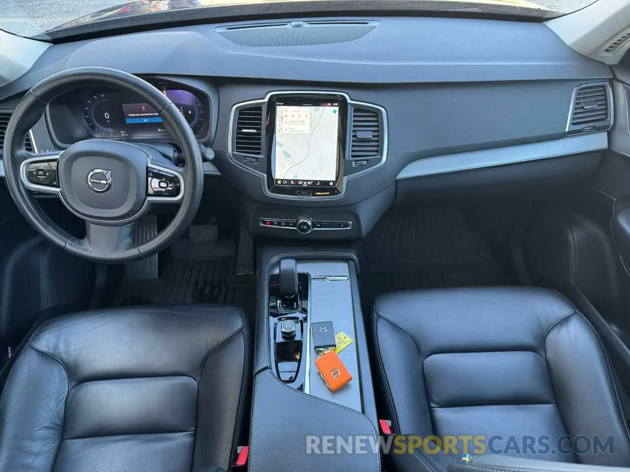 9 fotografías del automóvil dañado YV4L12PVXP1904480 VOLVO XC90 CORE 2023