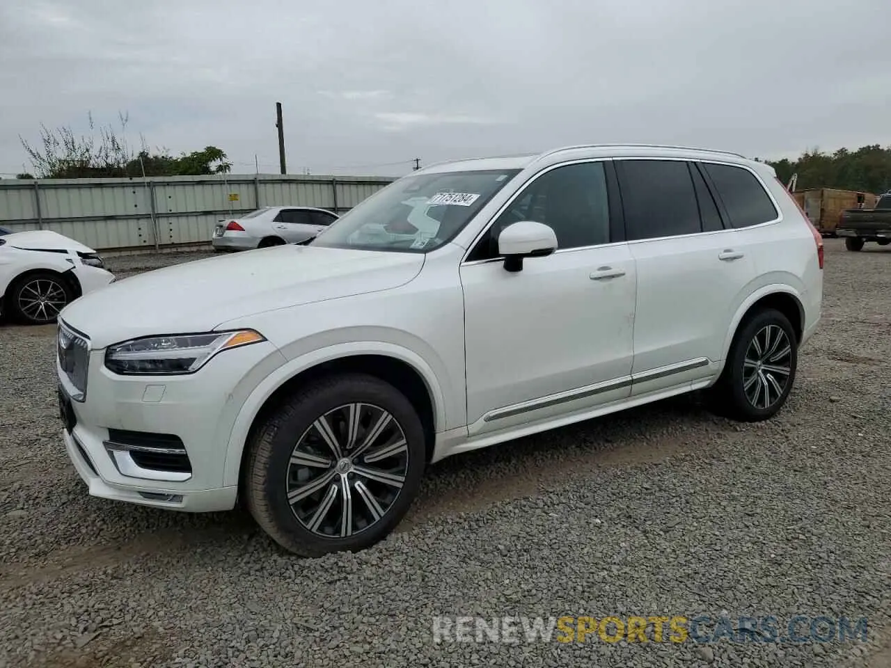 1 fotografías del automóvil dañado YV4L12PK0R1154600 VOLVO XC90 CORE 2024