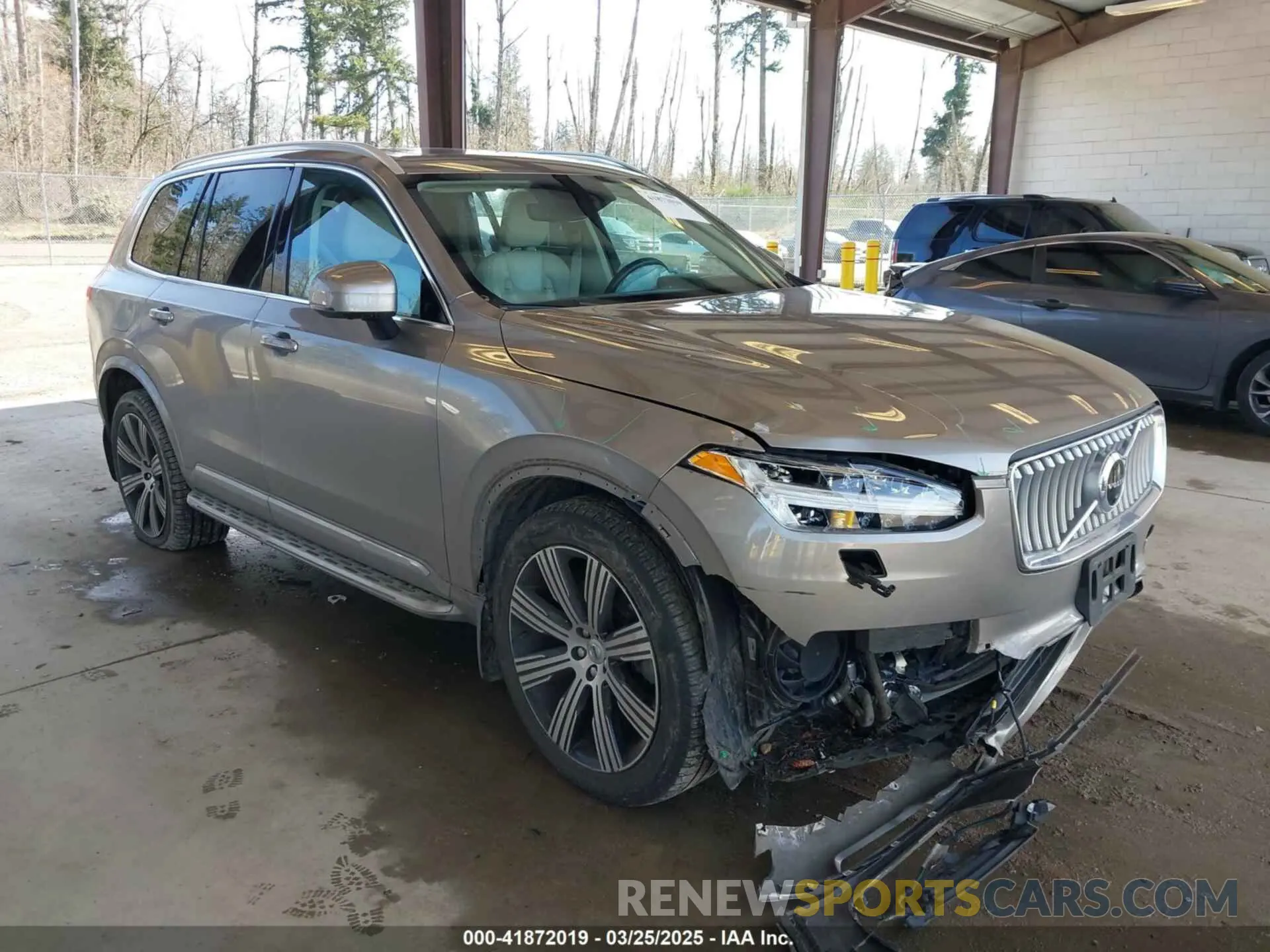 1 fotografías del automóvil dañado YV4BR00L4L1559782 VOLVO XC90 HYBRID 2020