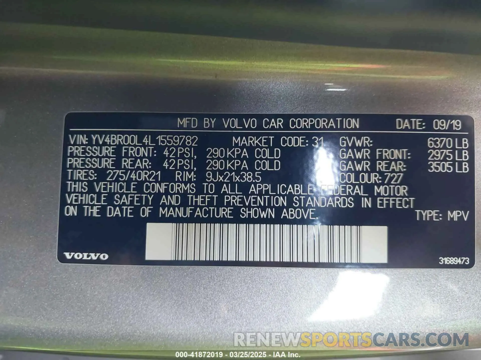 9 fotografías del automóvil dañado YV4BR00L4L1559782 VOLVO XC90 HYBRID 2020