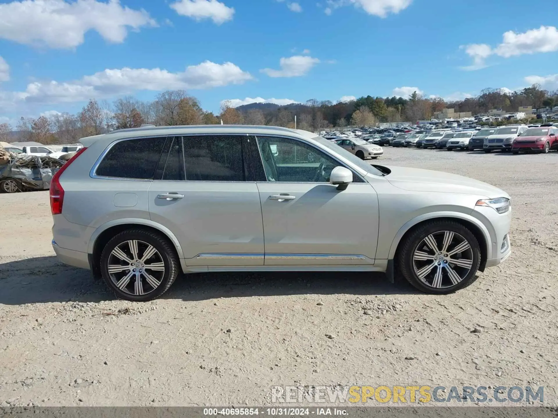 13 fotografías del automóvil dañado YV4BR0CL4L1595547 VOLVO XC90 HYBRID 2020