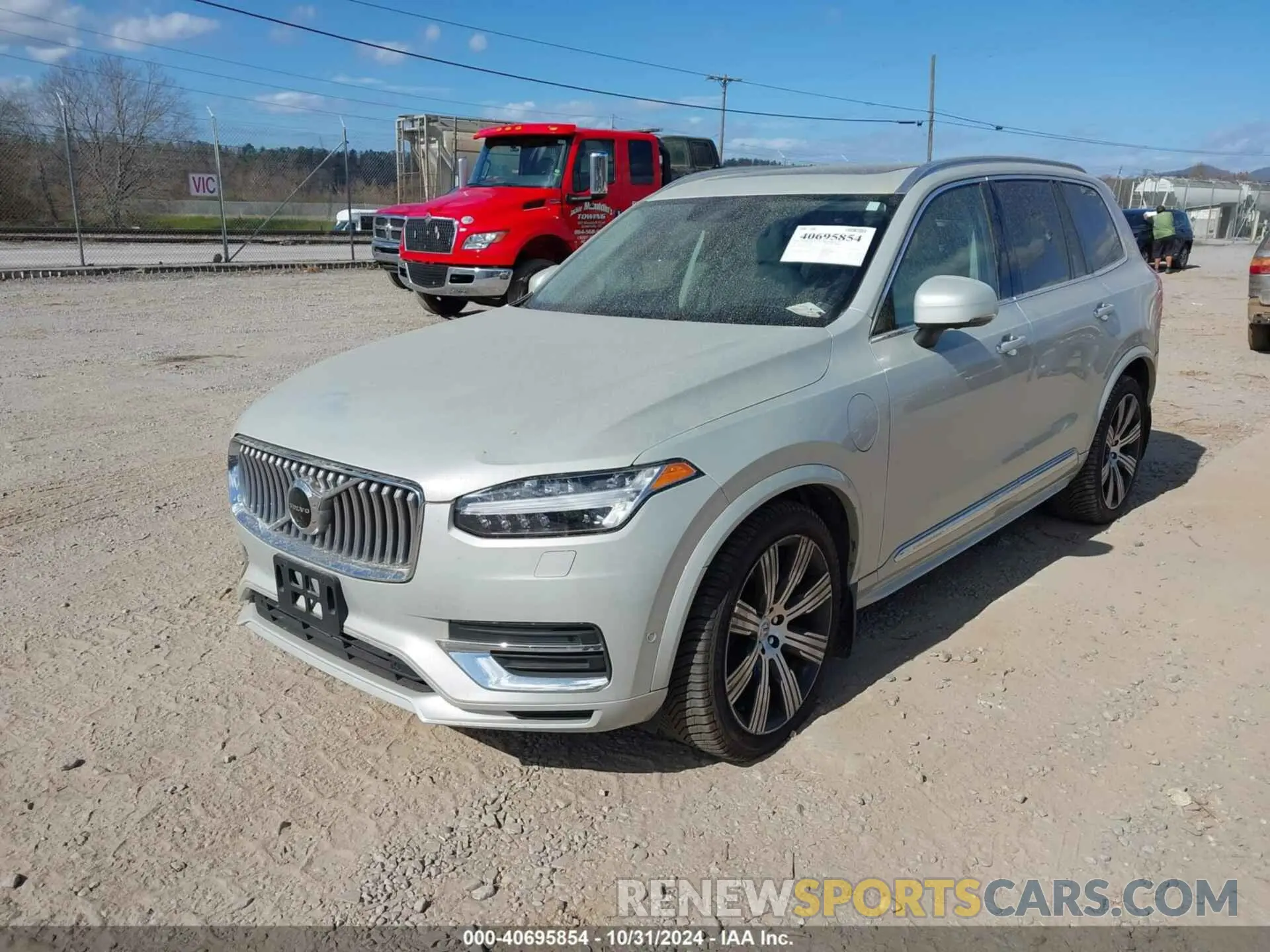 2 fotografías del automóvil dañado YV4BR0CL4L1595547 VOLVO XC90 HYBRID 2020