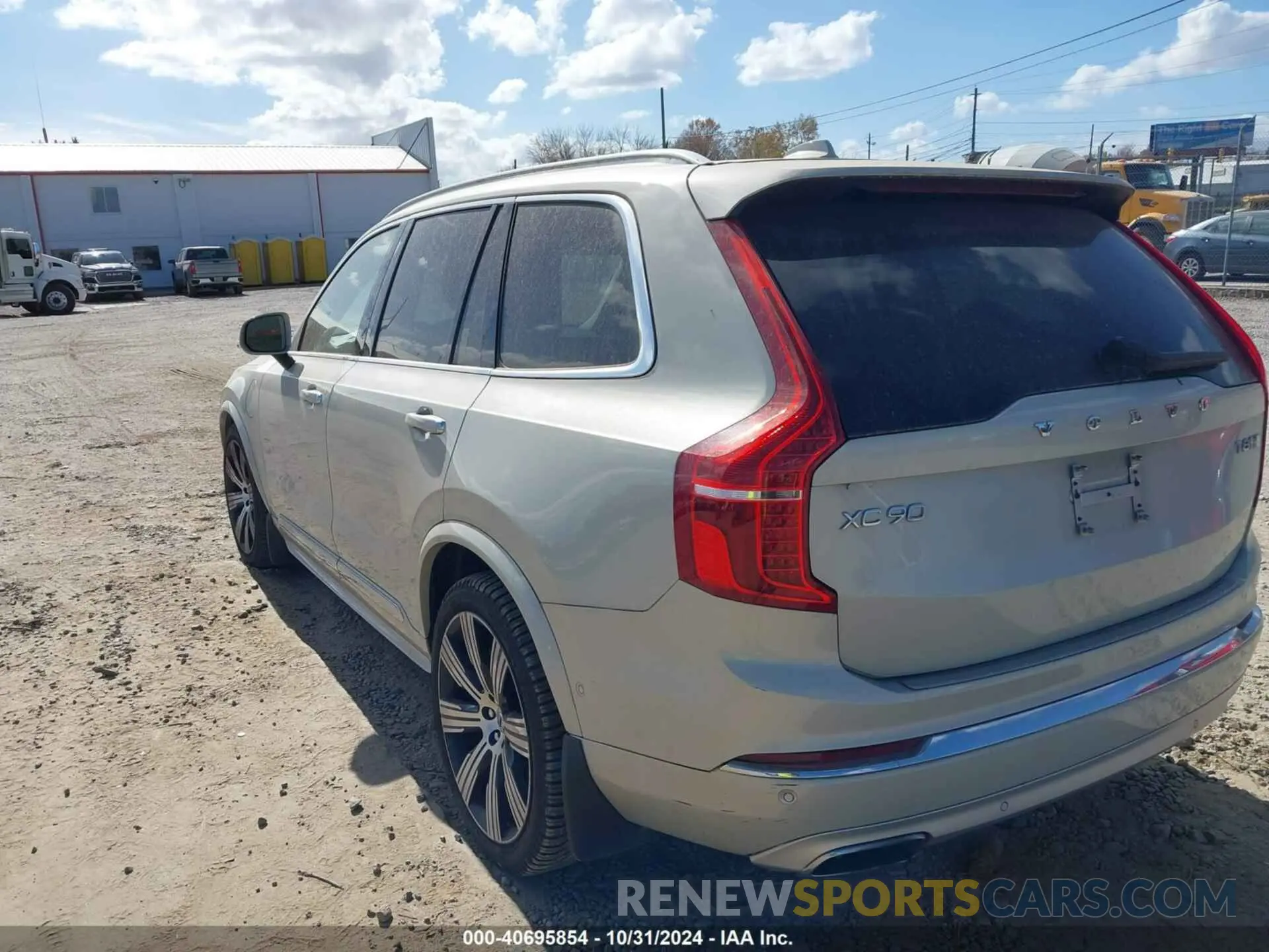 3 fotografías del automóvil dañado YV4BR0CL4L1595547 VOLVO XC90 HYBRID 2020
