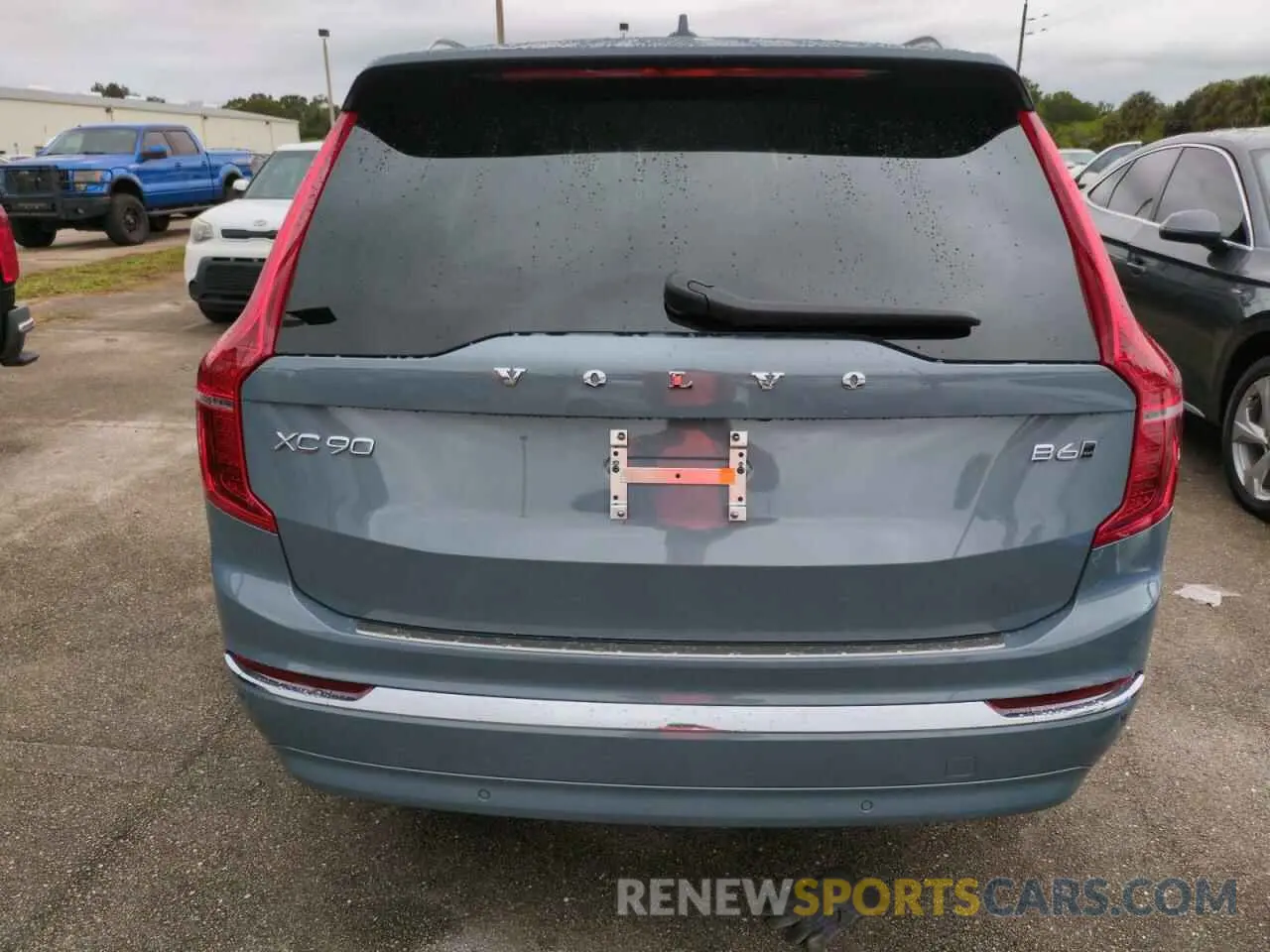 6 fotografías del automóvil dañado YV4062PN5P1961576 VOLVO XC90 PLUS 2023