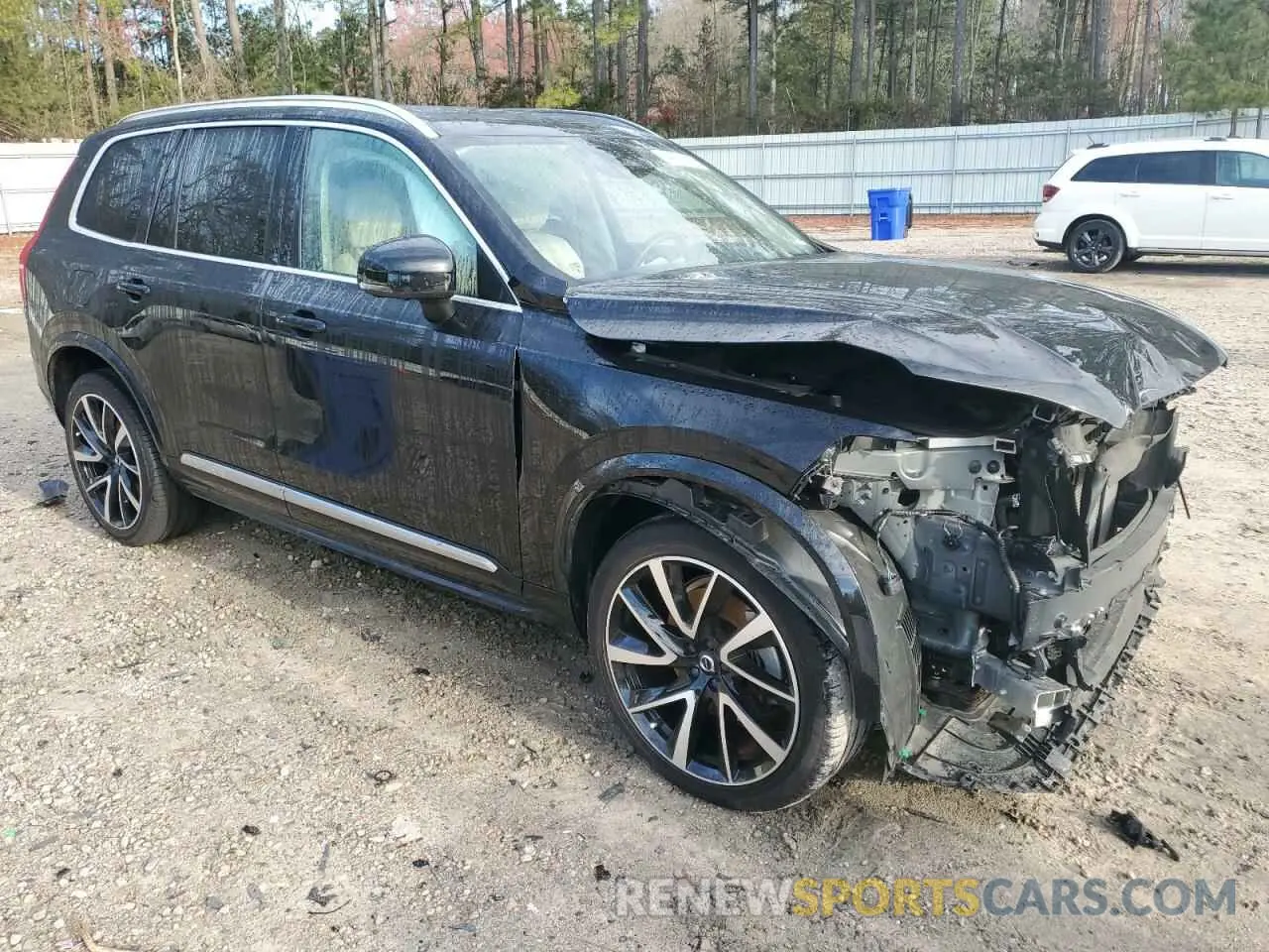 4 fotografías del automóvil dañado YV4062PN5P1977485 VOLVO XC90 PLUS 2023