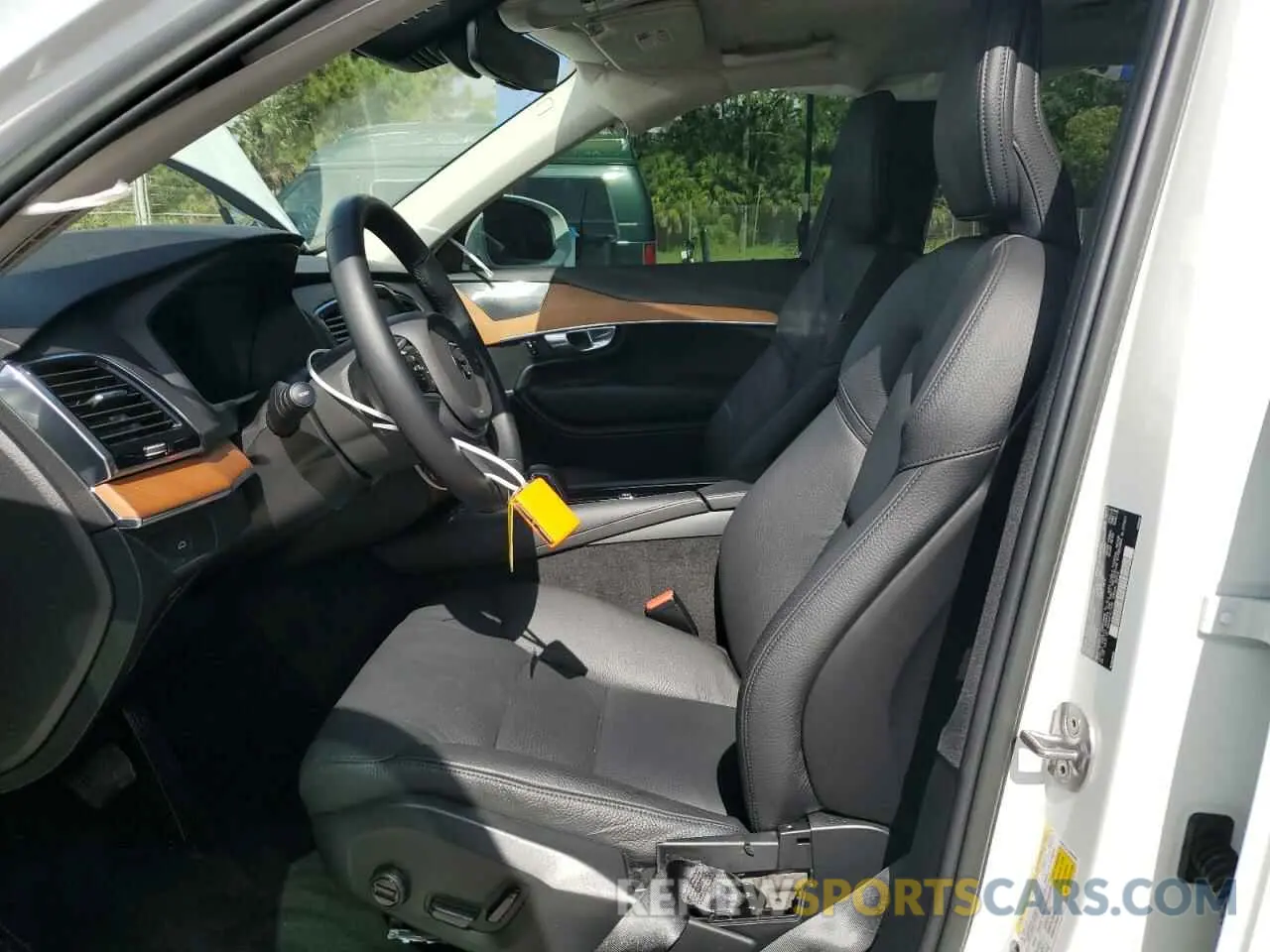 7 fotografías del automóvil dañado YV4062PN5P1978068 VOLVO XC90 PLUS 2023