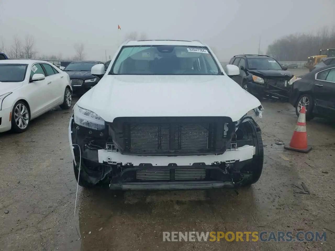 5 fotografías del automóvil dañado YV4H600N2P1949810 VOLVO XC90 PLUS 2023