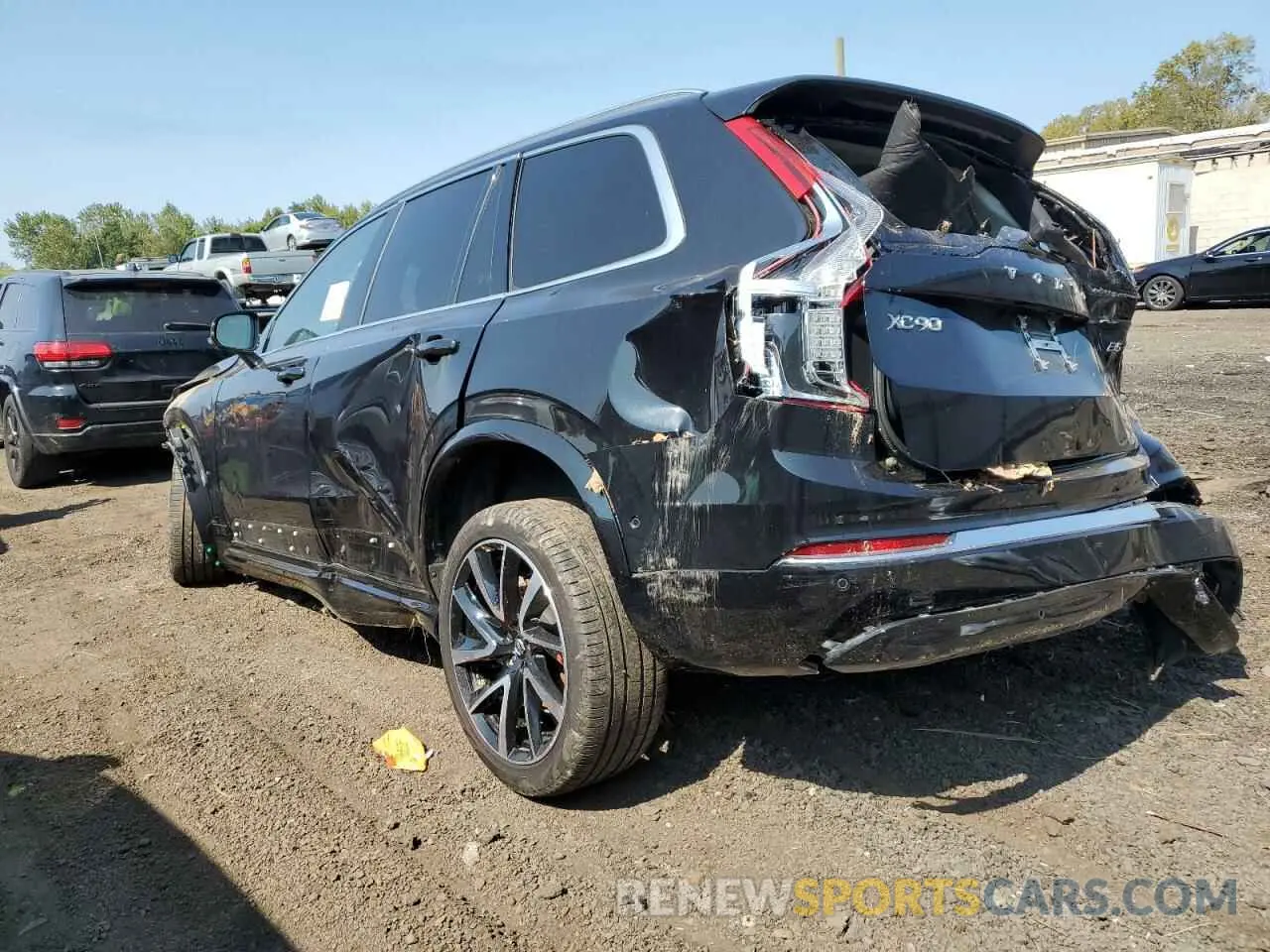 2 fotografías del automóvil dañado YV4L12PN3P1915112 VOLVO XC90 PLUS 2023